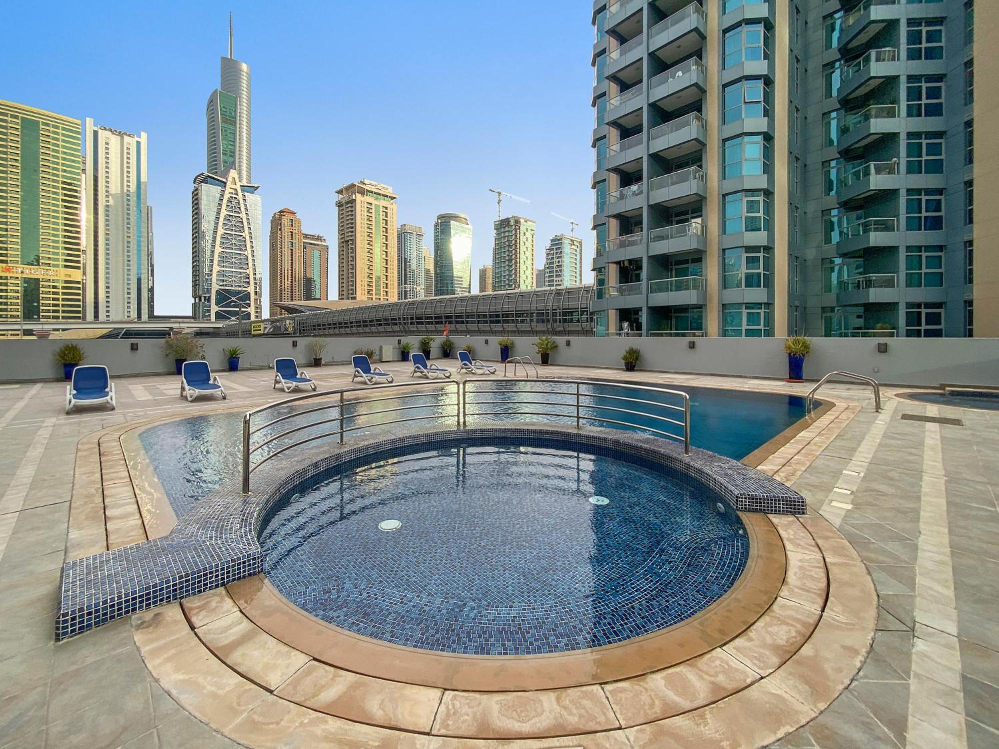Splendid 1br In Marina Apartment *