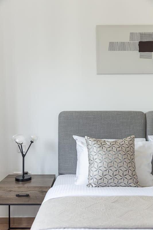 Frank Porter - The Nook 2 Apartment *