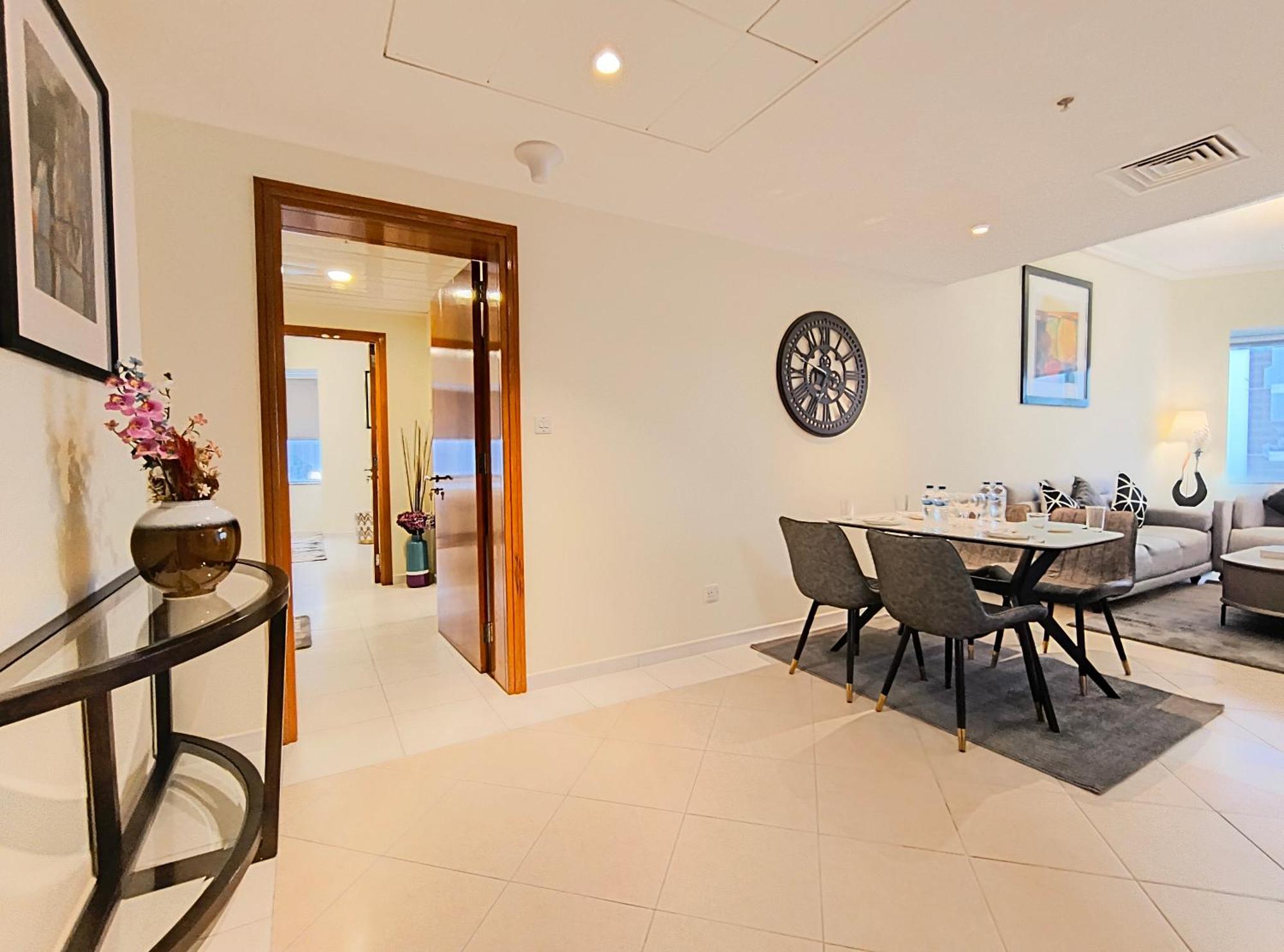Trinity Homes - Sheikh Zayed Road Near To Financial Center Metro Station Apartment Dubai