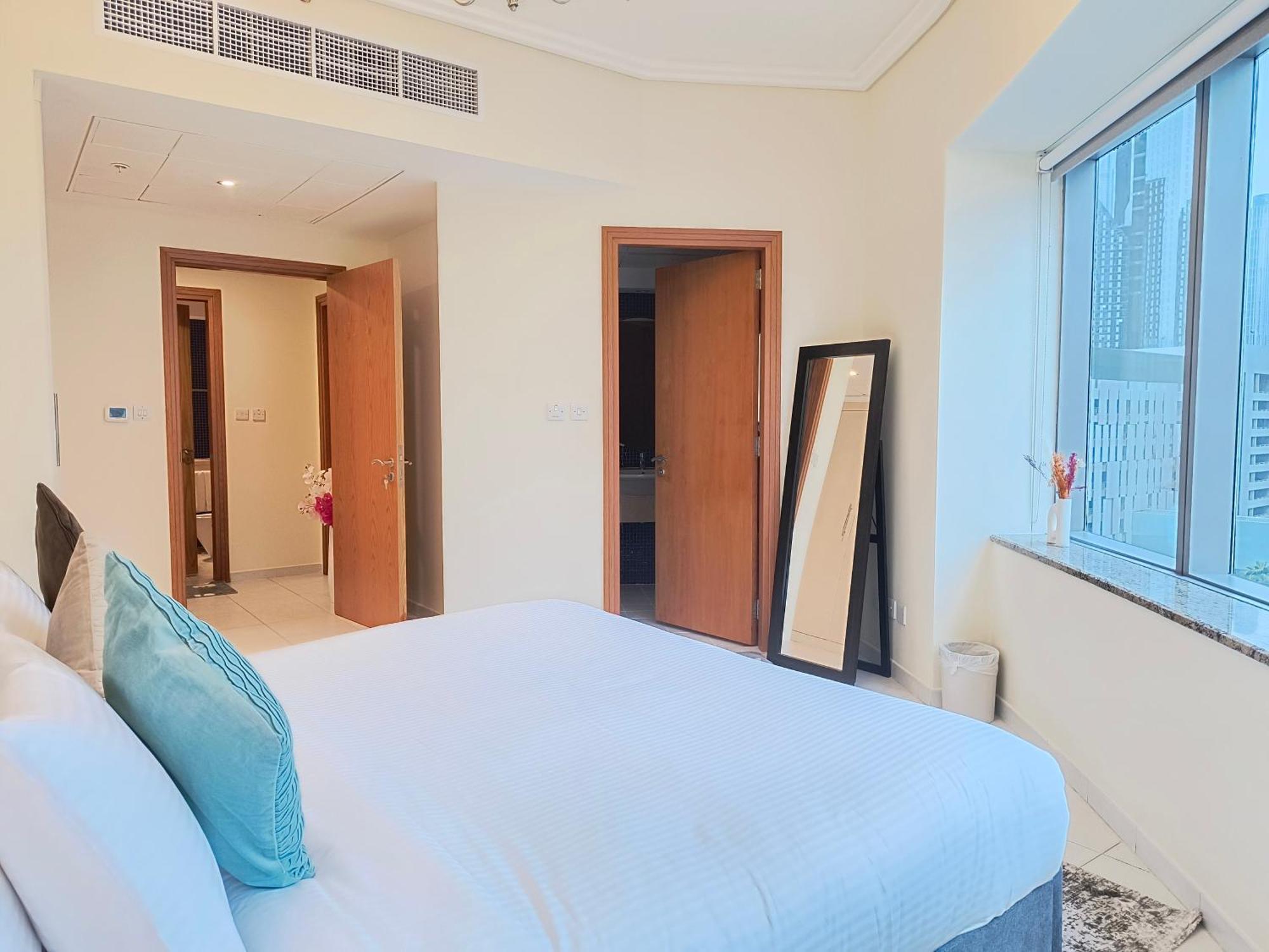 Trinity Homes - Sheikh Zayed Road Near To Financial Center Metro Station *