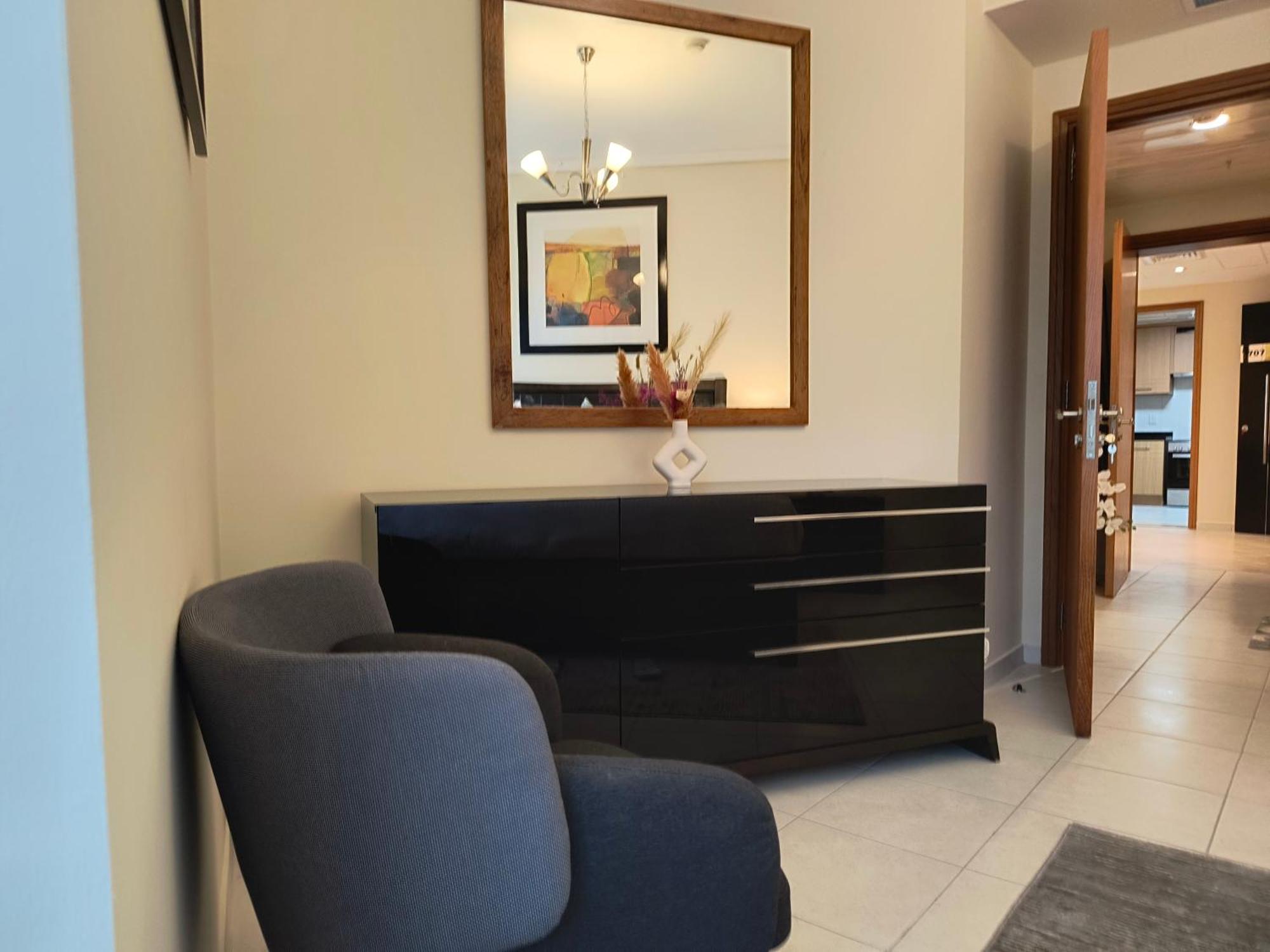 Trinity Homes - Sheikh Zayed Road Near To Financial Center Metro Station *
