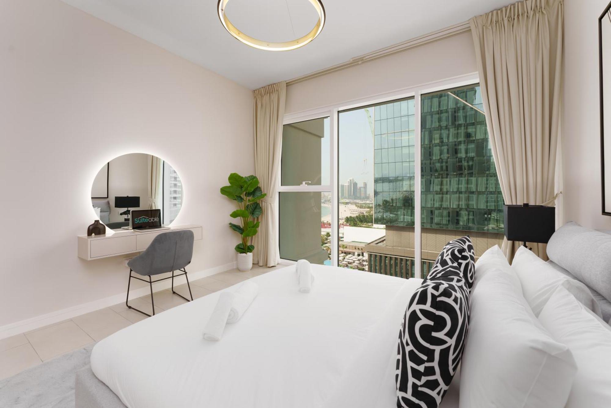 Apartment Beachfront Luxury Living At La Vie Jbr *