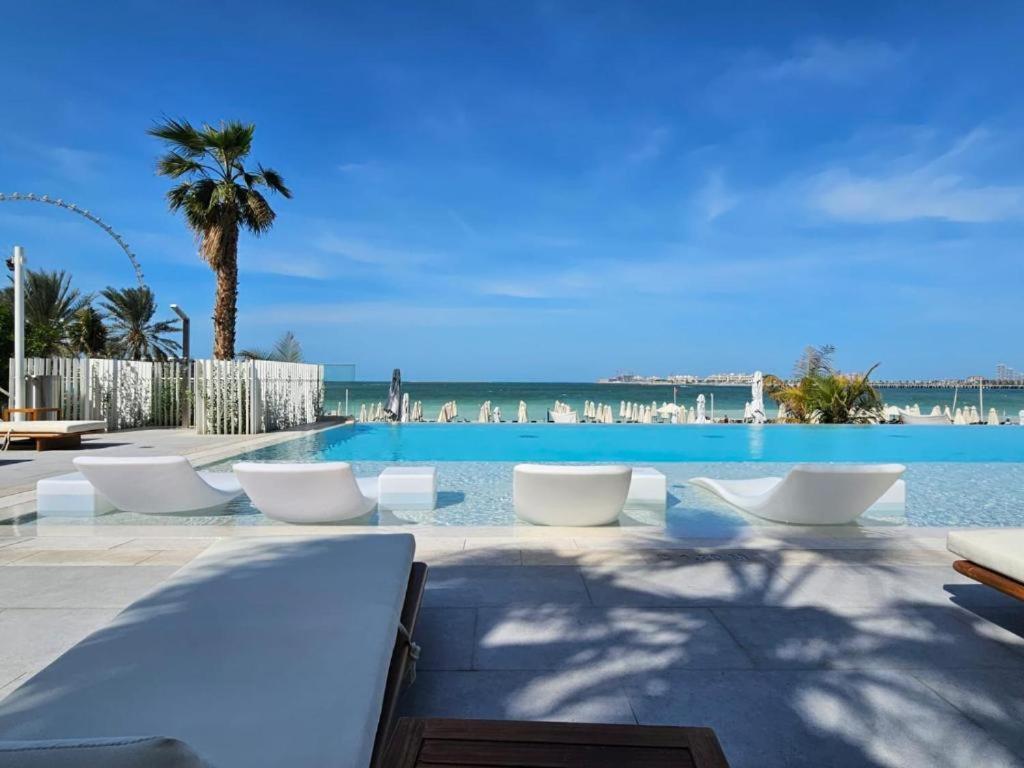 Beachfront Luxury Living At La Vie Jbr