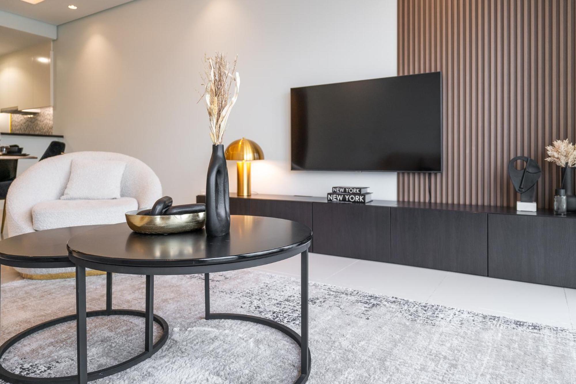 Stylish 2bedroom W Infinity Pool On The 64th Floor