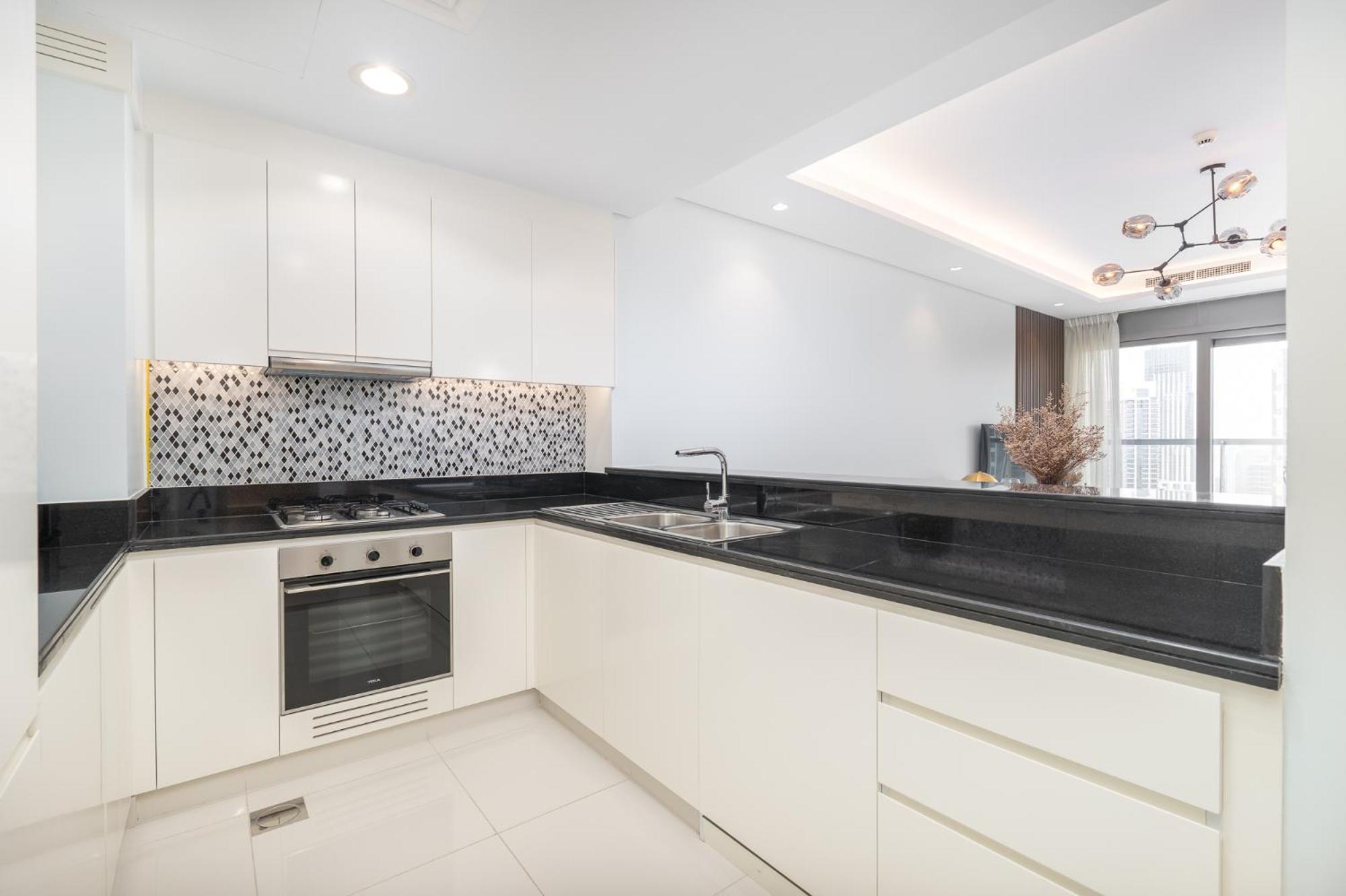 Apartment Stylish 2bedroom W Infinity Pool On The 64th Floor Dubai