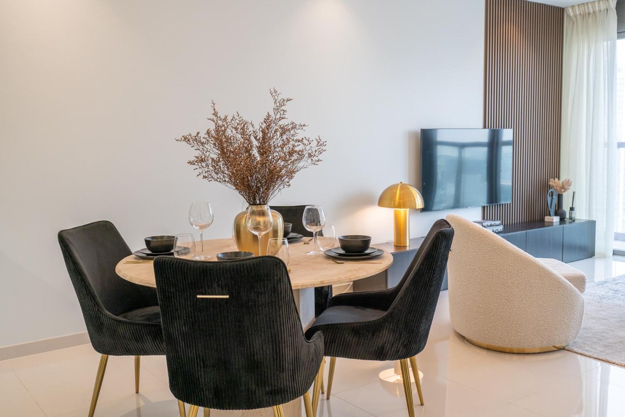 Stylish 2bedroom W Infinity Pool On The 64th Floor Dubai