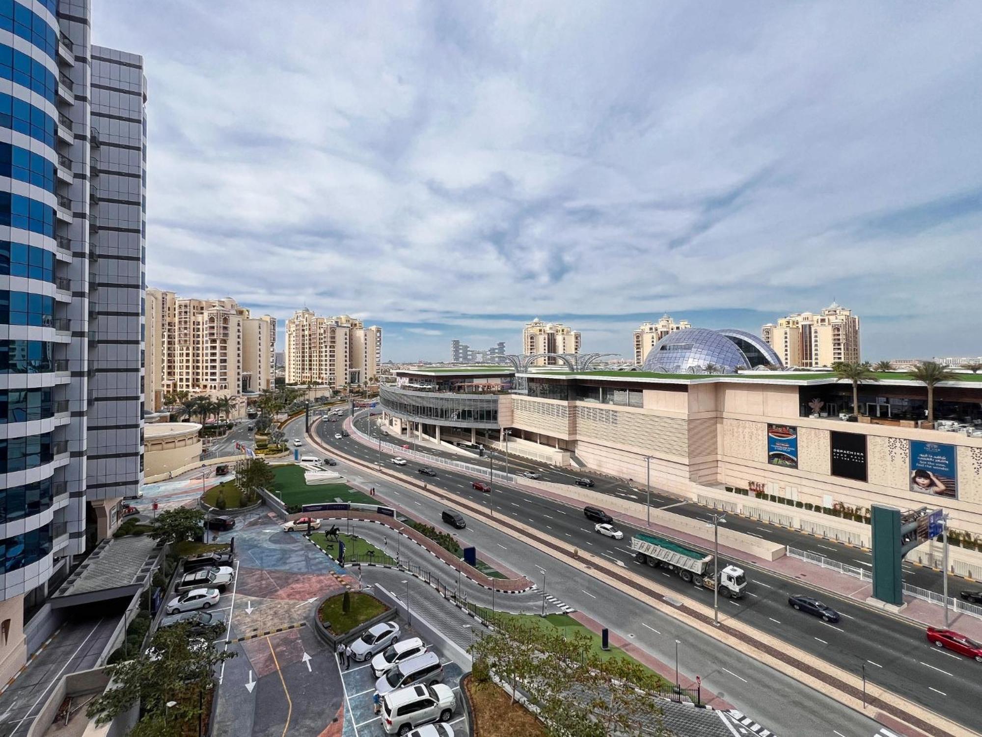 The Smart Concierge - Seven Palm Apartment *