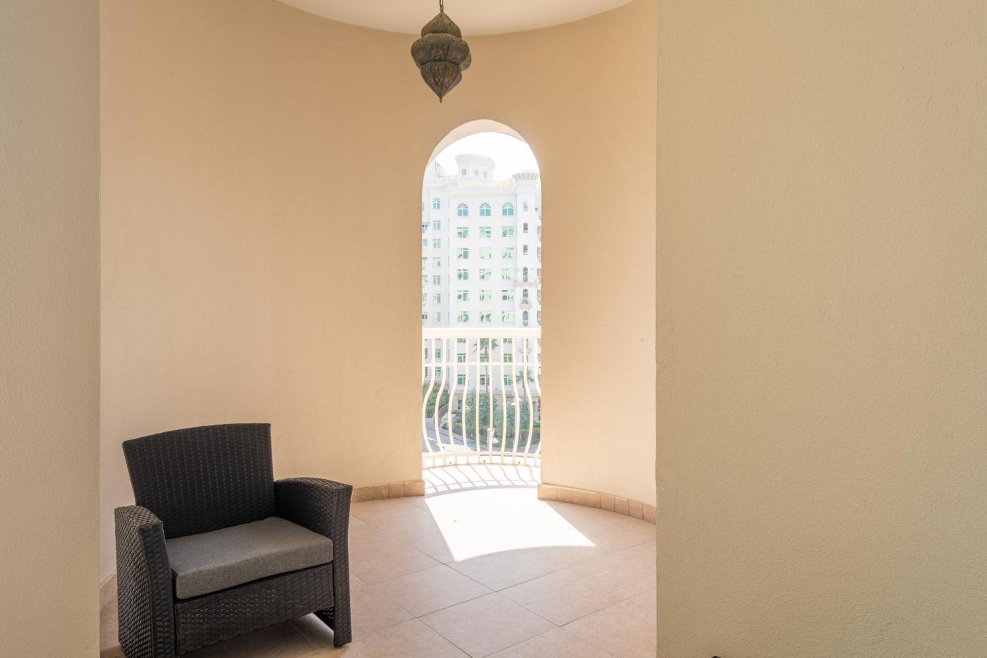 Palm Jumeirah 4br Relaxing With Access Apartment *