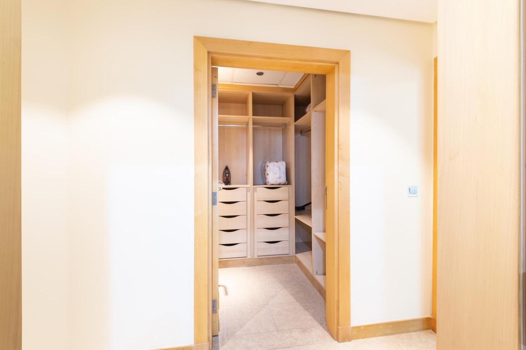 Palm Jumeirah 4br Relaxing With Access * Dubai