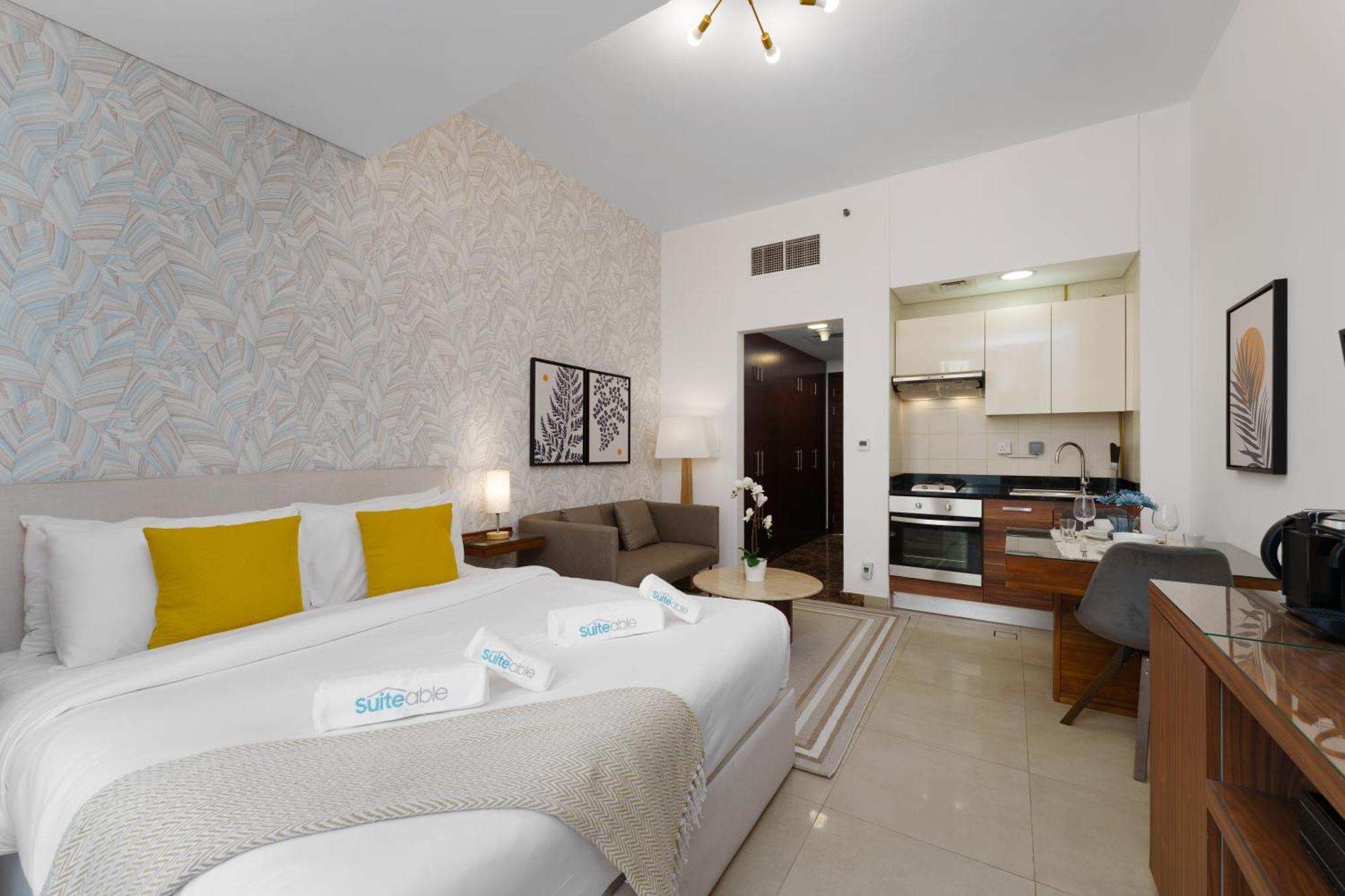 Your Gateway In Sparkle Tower Jbr By Suiteable