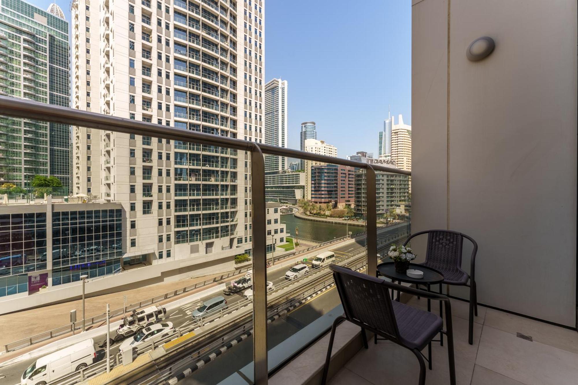 Your Gateway In Sparkle Tower Jbr By Suiteable Dubai