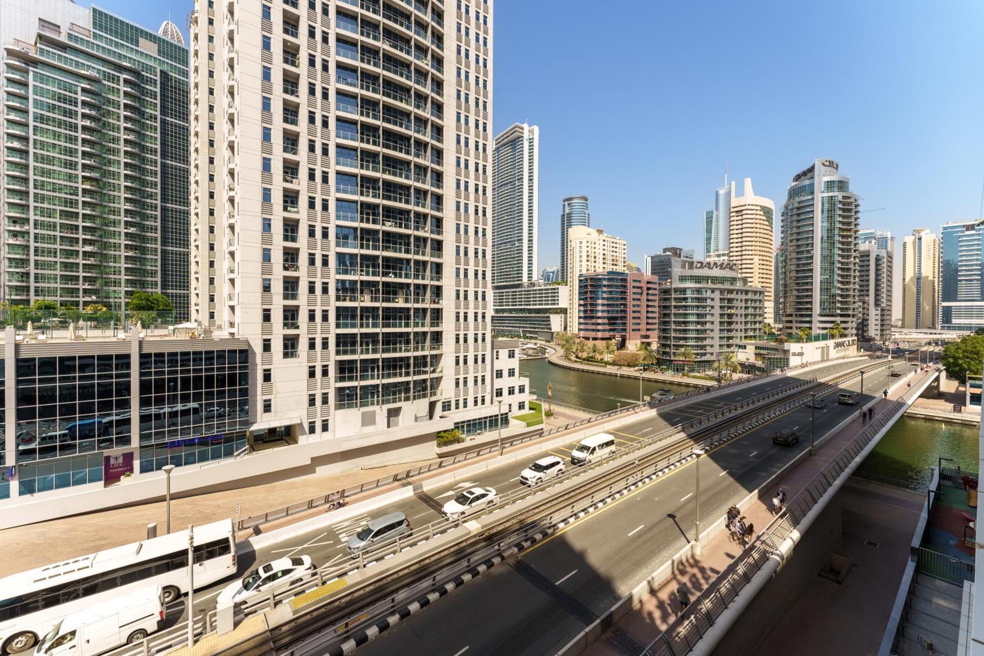 Your Gateway In Sparkle Tower Jbr By Suiteable *