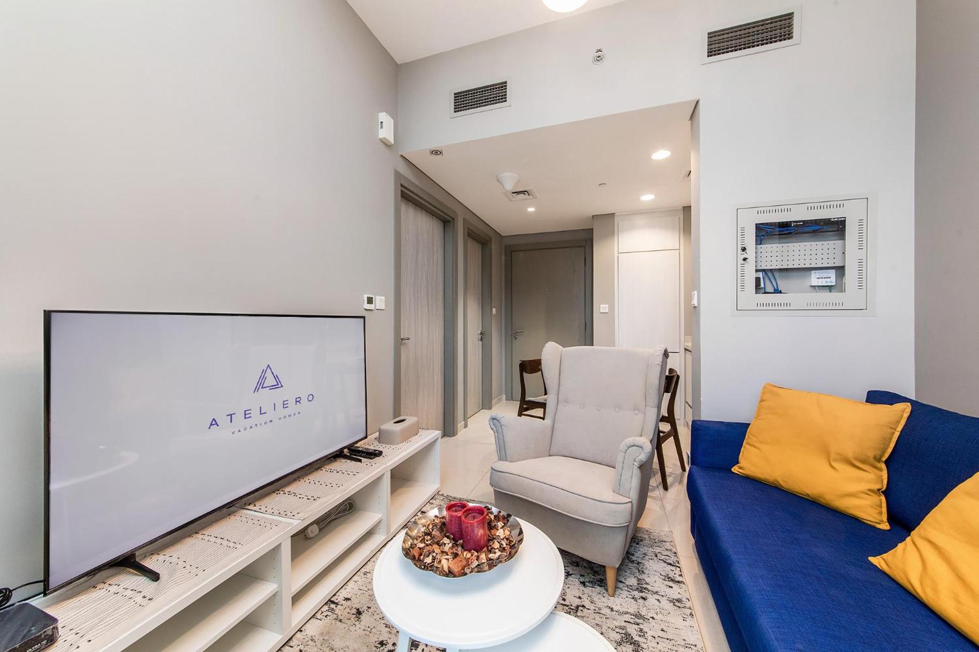 Zada Tower 1br With Amazing Canal View Apartment Dubai