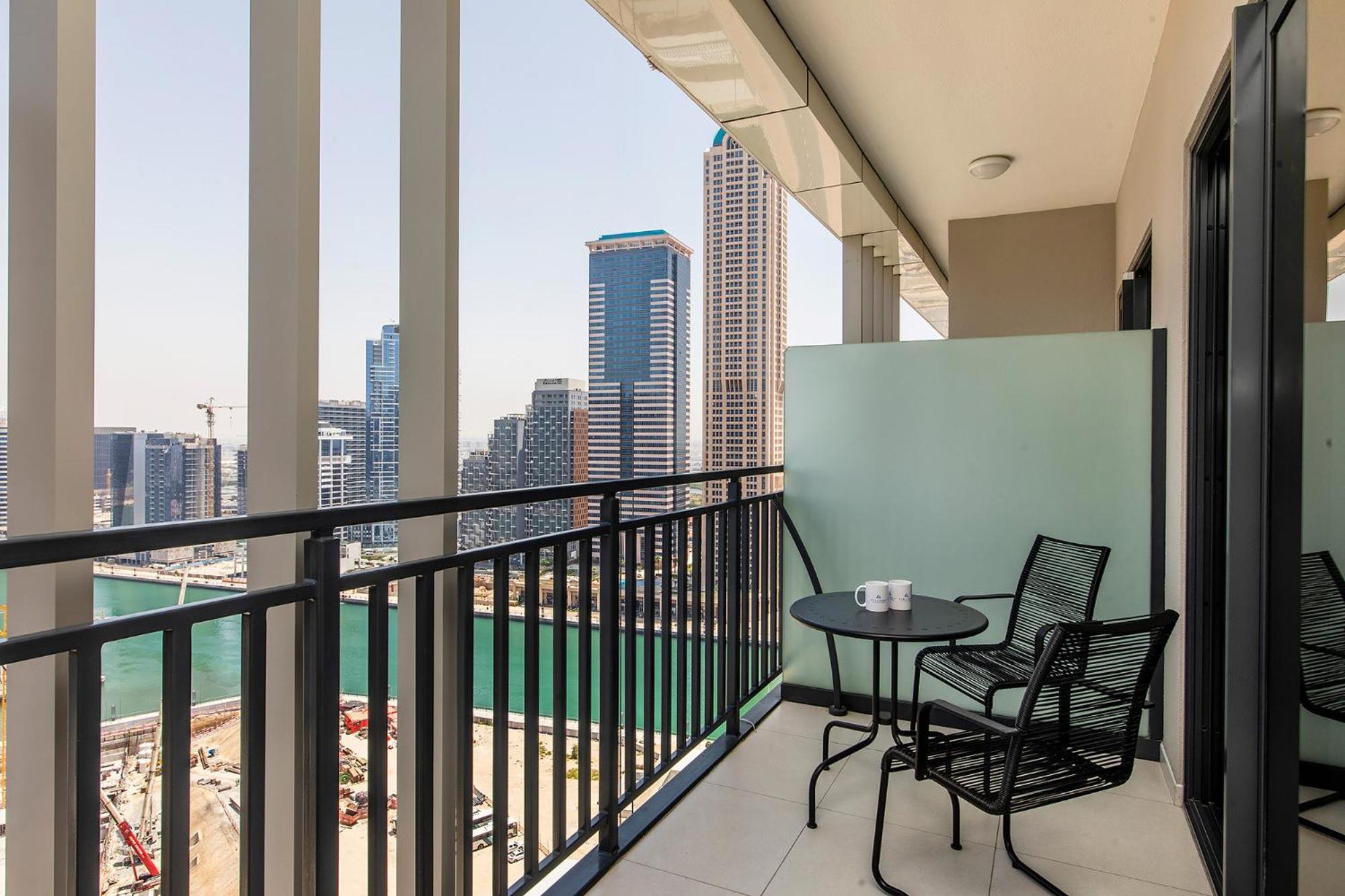 Apartment Zada Tower 1br With Amazing Canal View Dubai