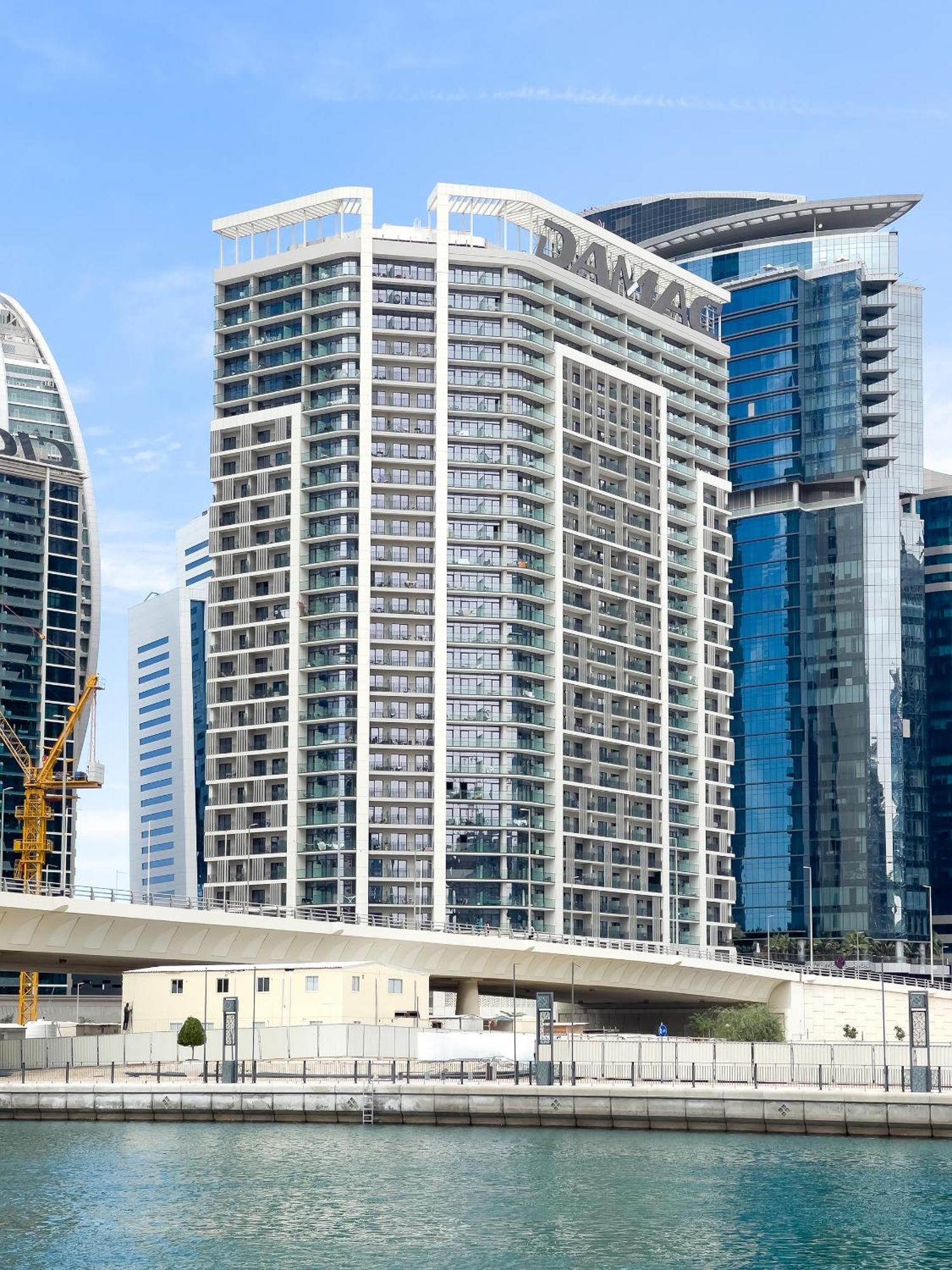 Zada Tower 1br With Amazing Canal View Dubai