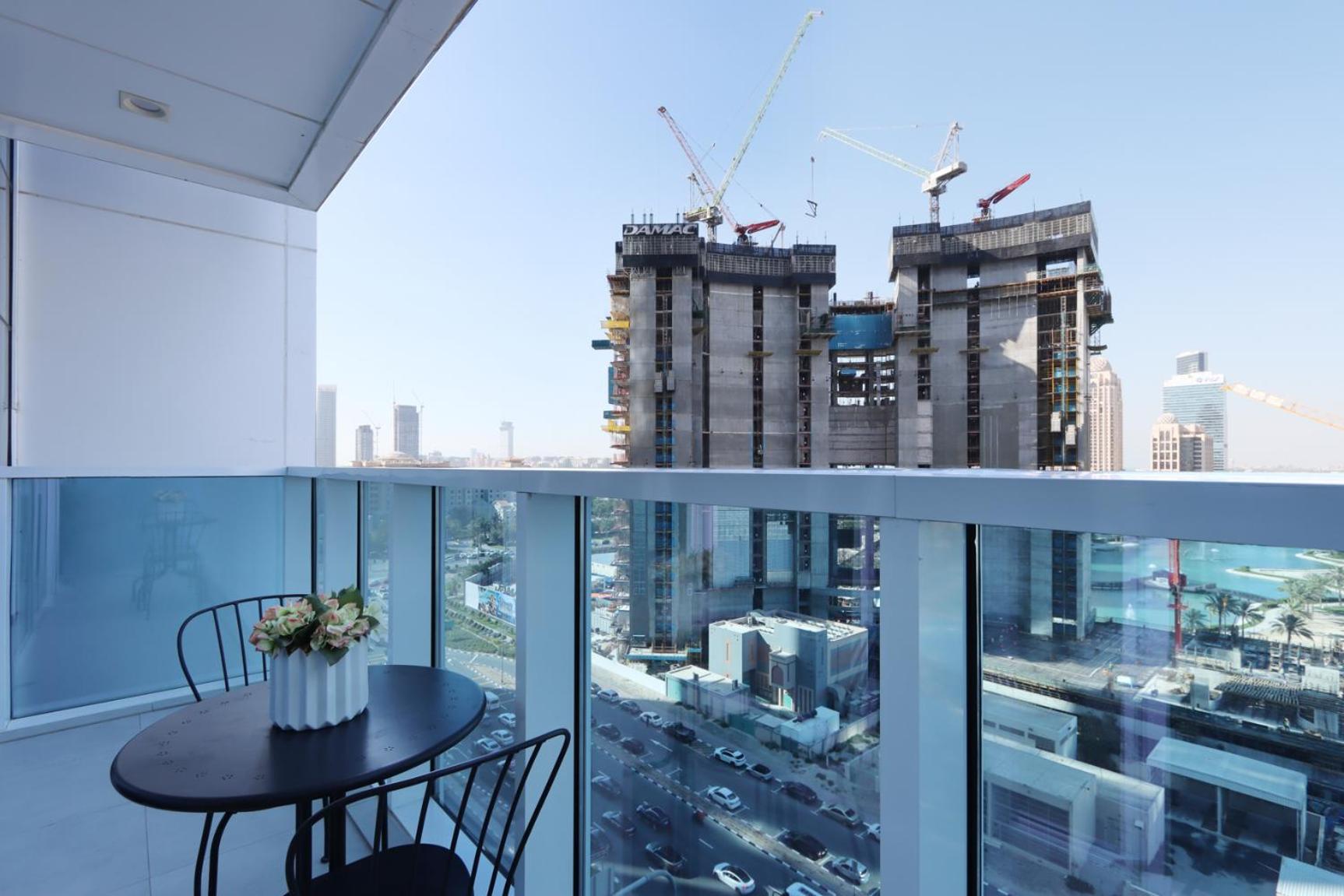 2br In Marina Walk To Dining & Nightlife * Dubai