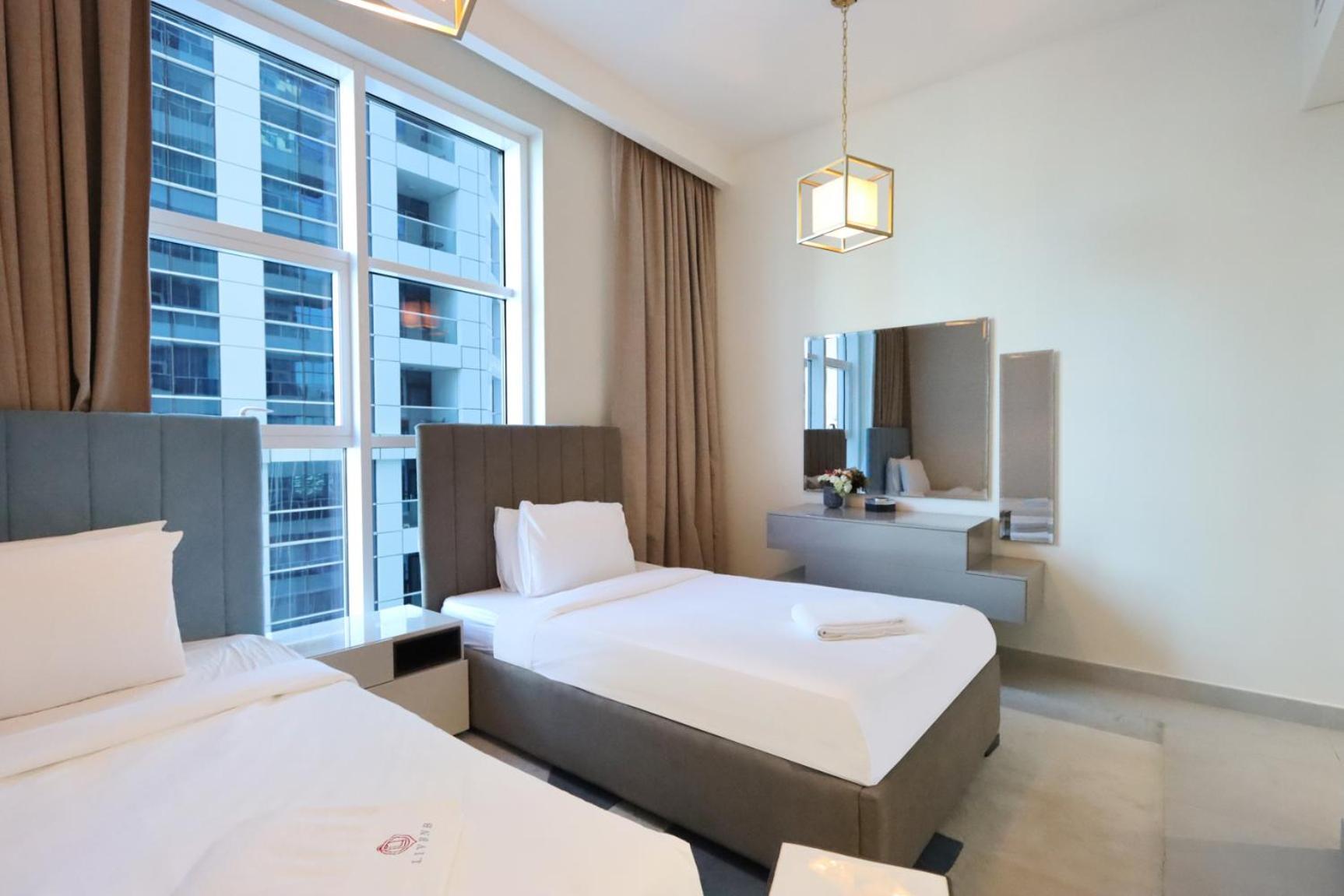 2br In Marina Walk To Dining & Nightlife Apartment *