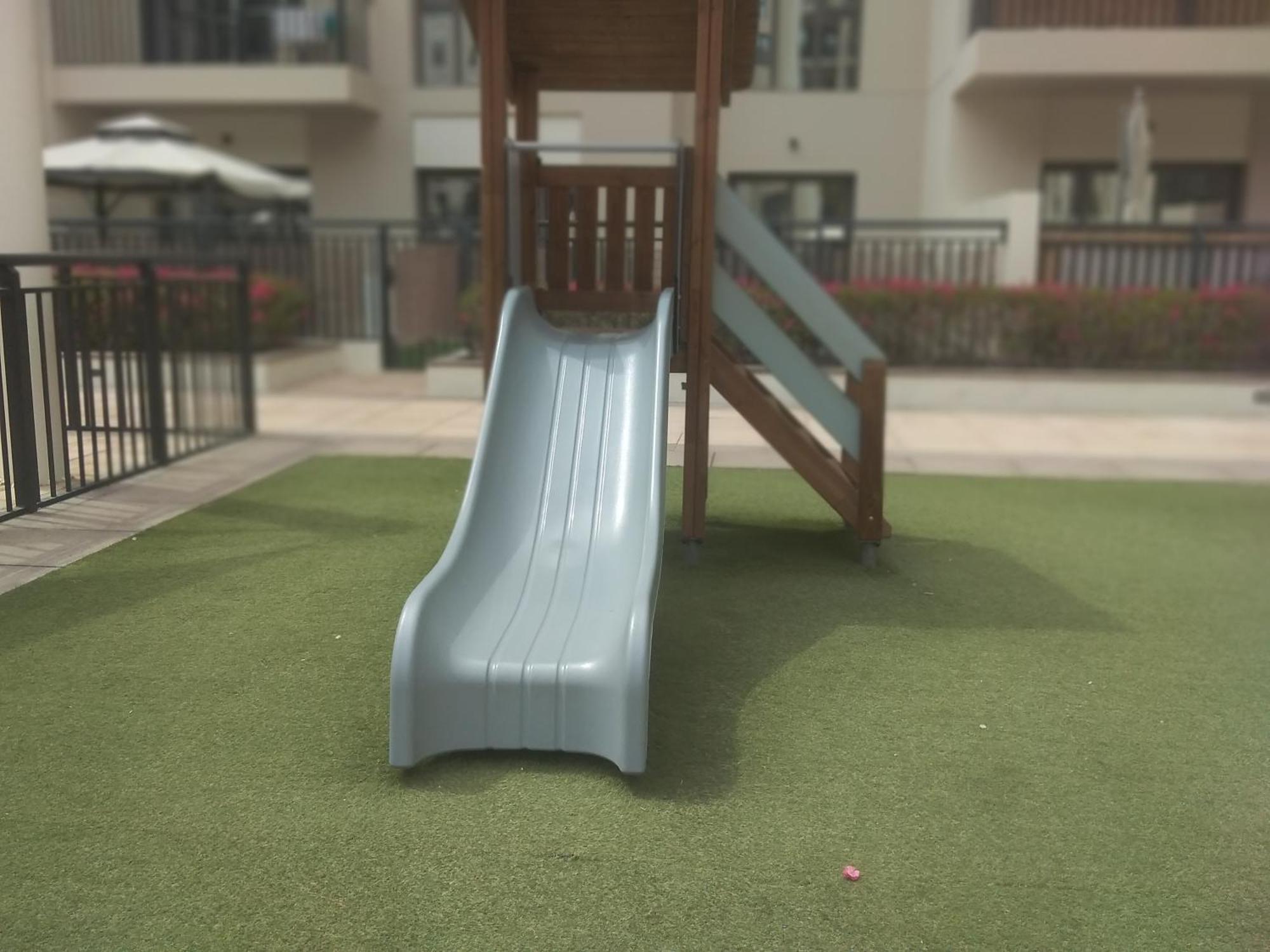 Brown Stone - Miracle Garden Hayat Apartment