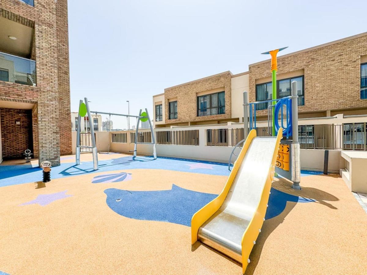 Apartment Jvc 2 Bed - Expansive Terrace Dubai