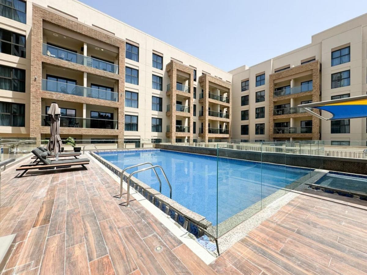 Jvc 2 Bed - Expansive Terrace