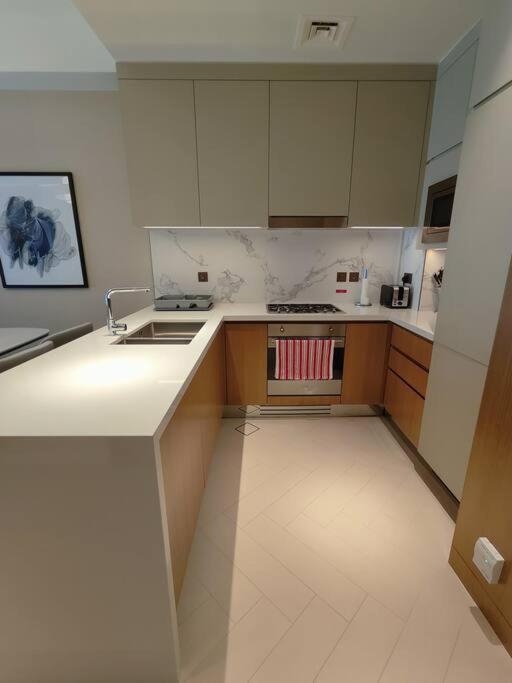 Apartment Luxury Of 1 Minute Walk To Burj Khalifa & D/opera Dubai