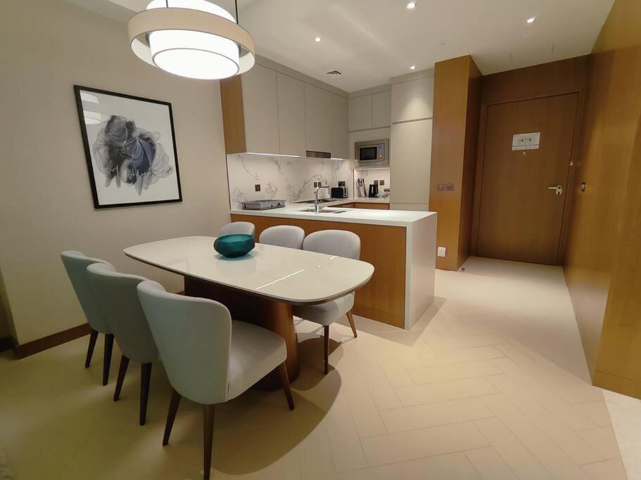 Luxury Of 1 Minute Walk To Burj Khalifa & D/opera Apartment