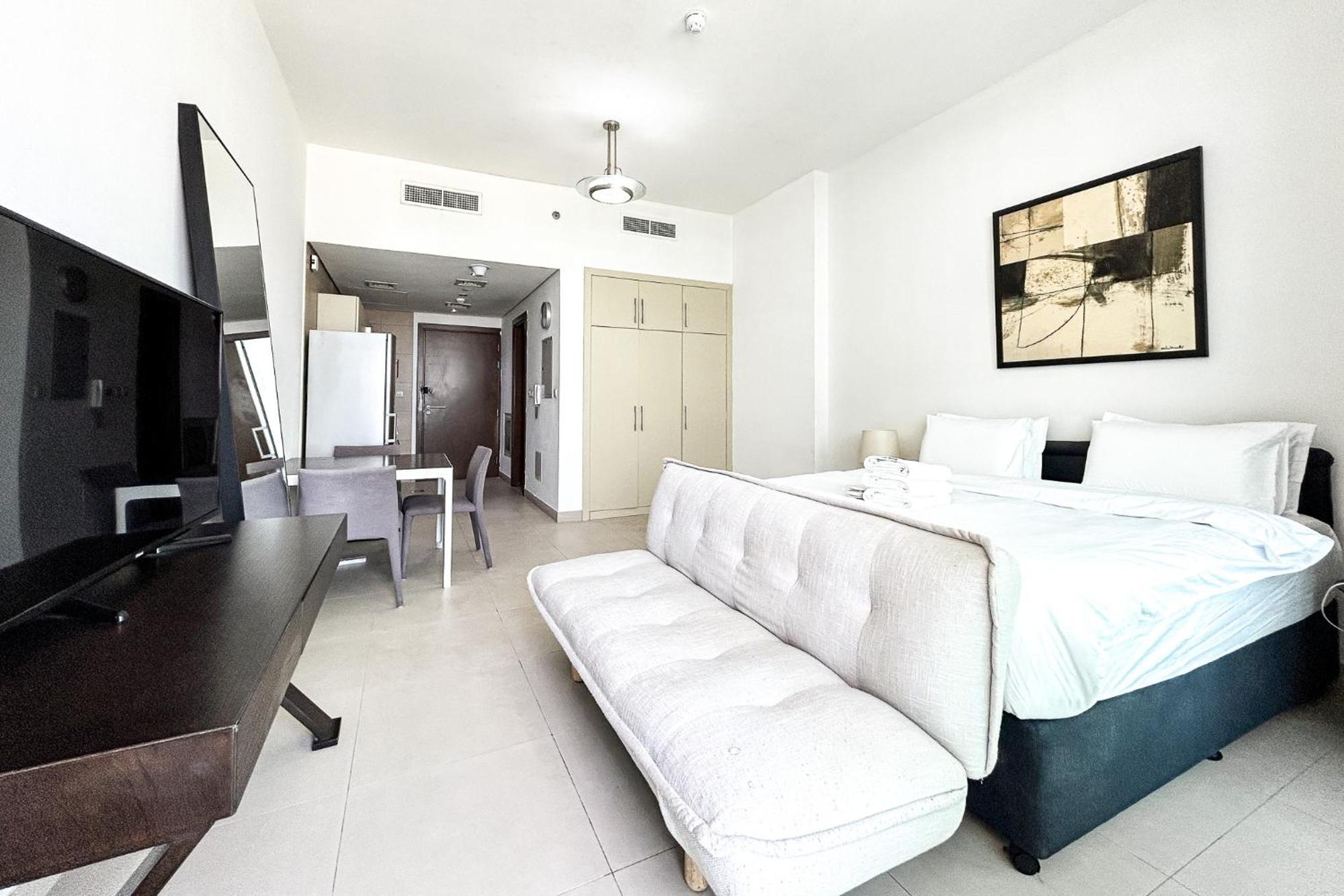 Stonetree - Furnished - Amazing View Dubai