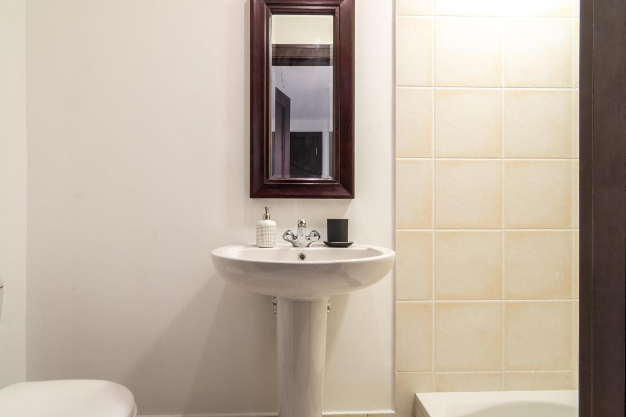 The Smart Concierge - Reehan 6 Apartment