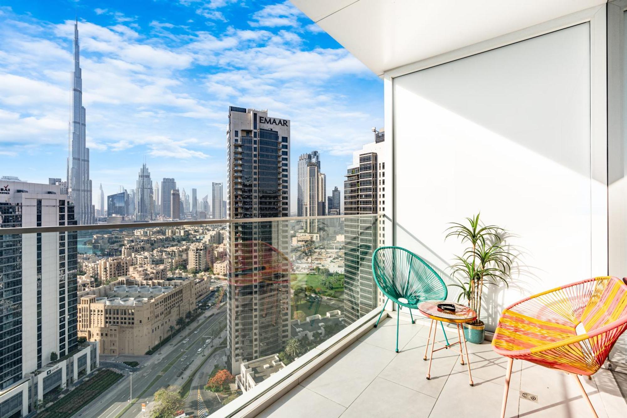 Upgraded With Prime Burj Khalifa Views Dubai