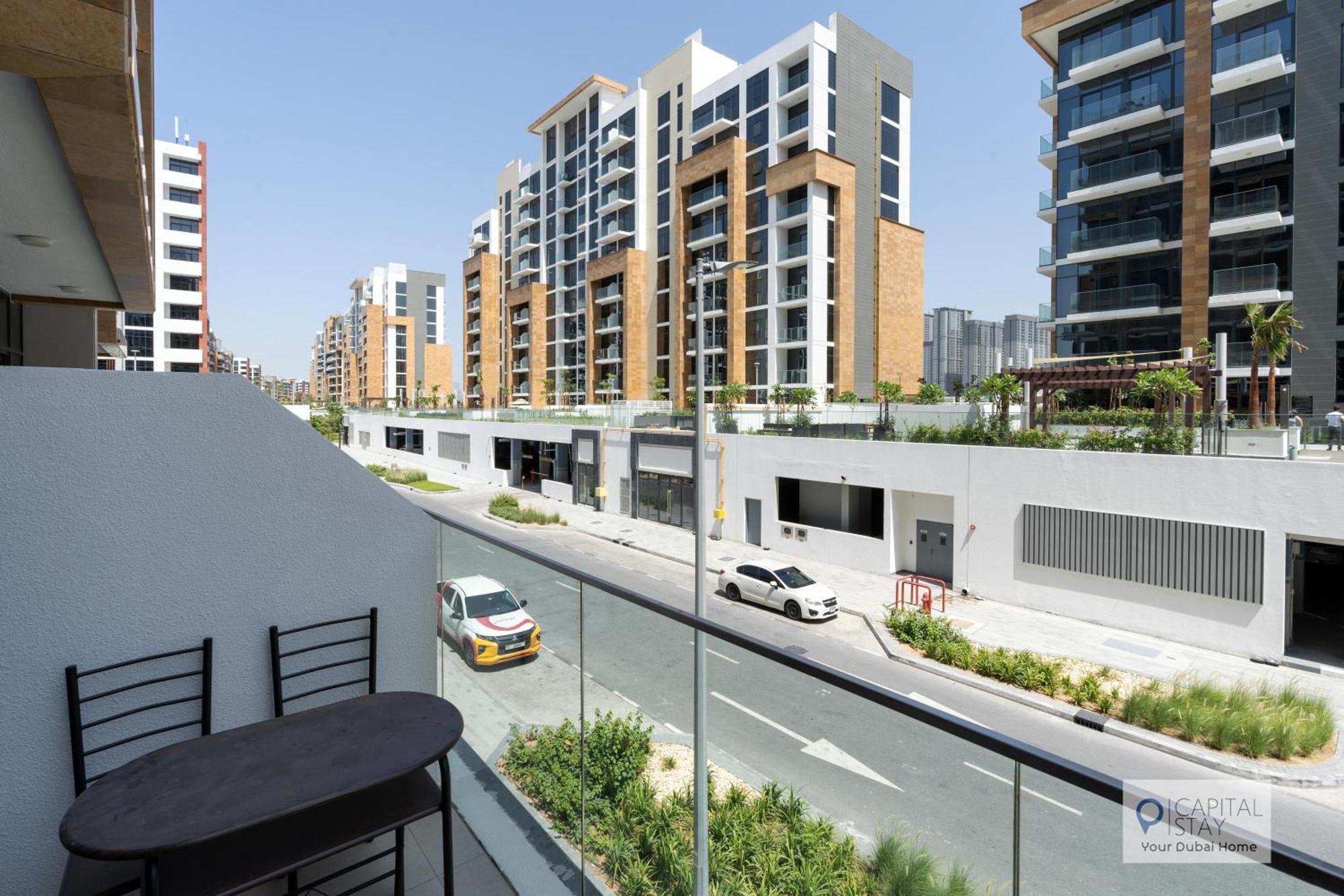 Cozy In Azizi Riviera Apartment *