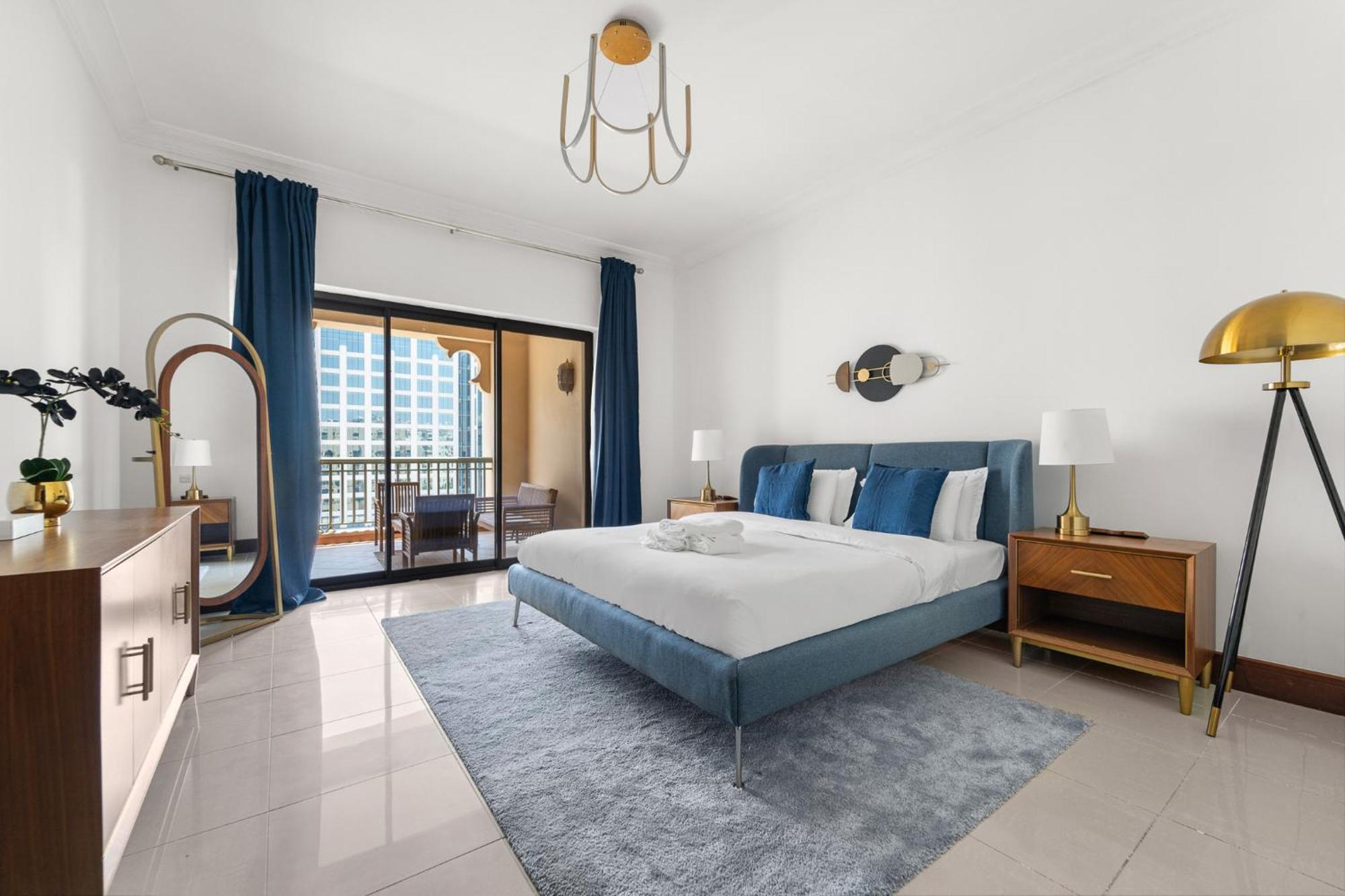 Stonetree - Spacious - Fairmont Access Apartment
