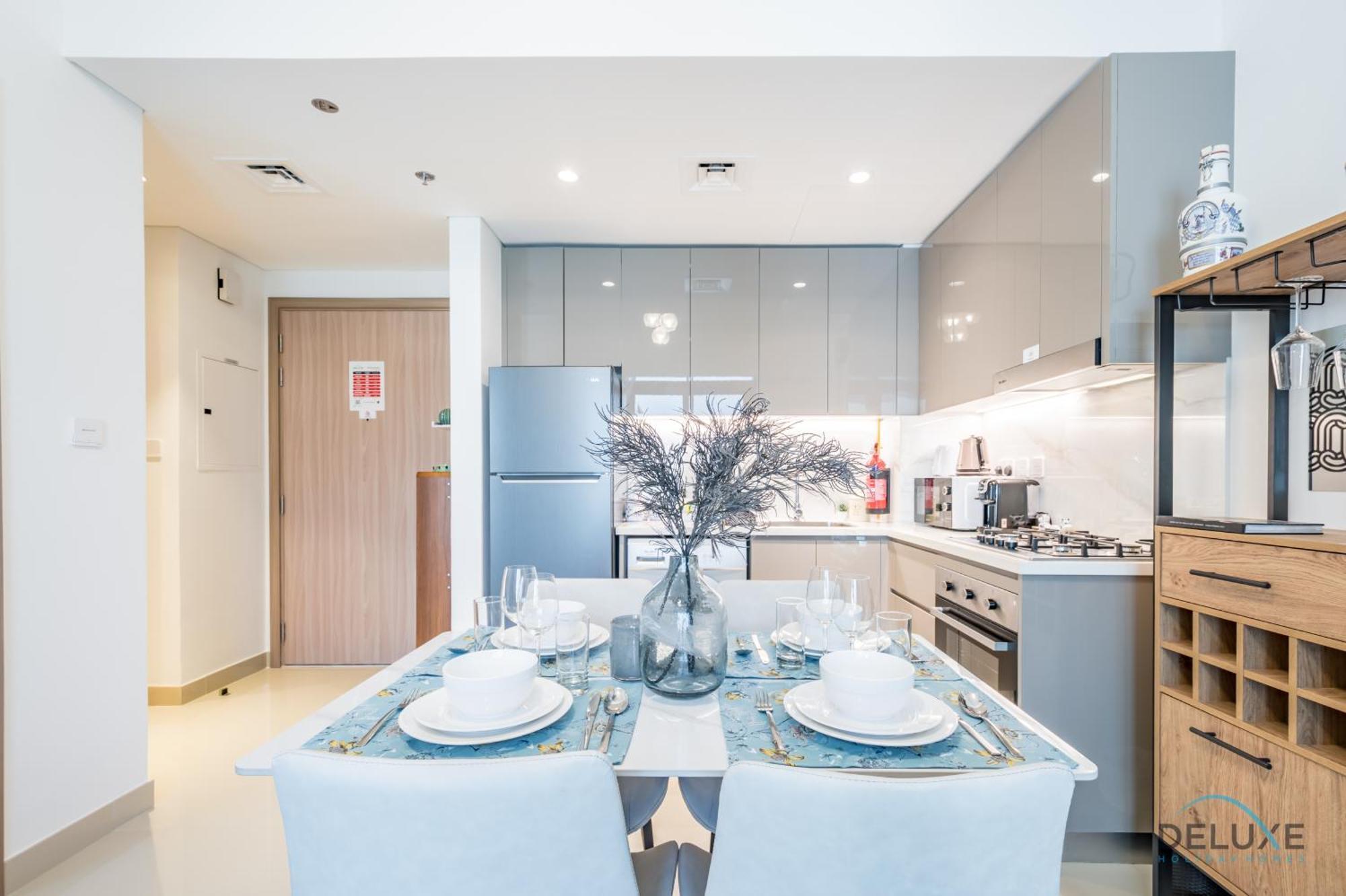 Charming 1br In Azizi Gardens Nad Al Sheba By Deluxe Homes Apartment *