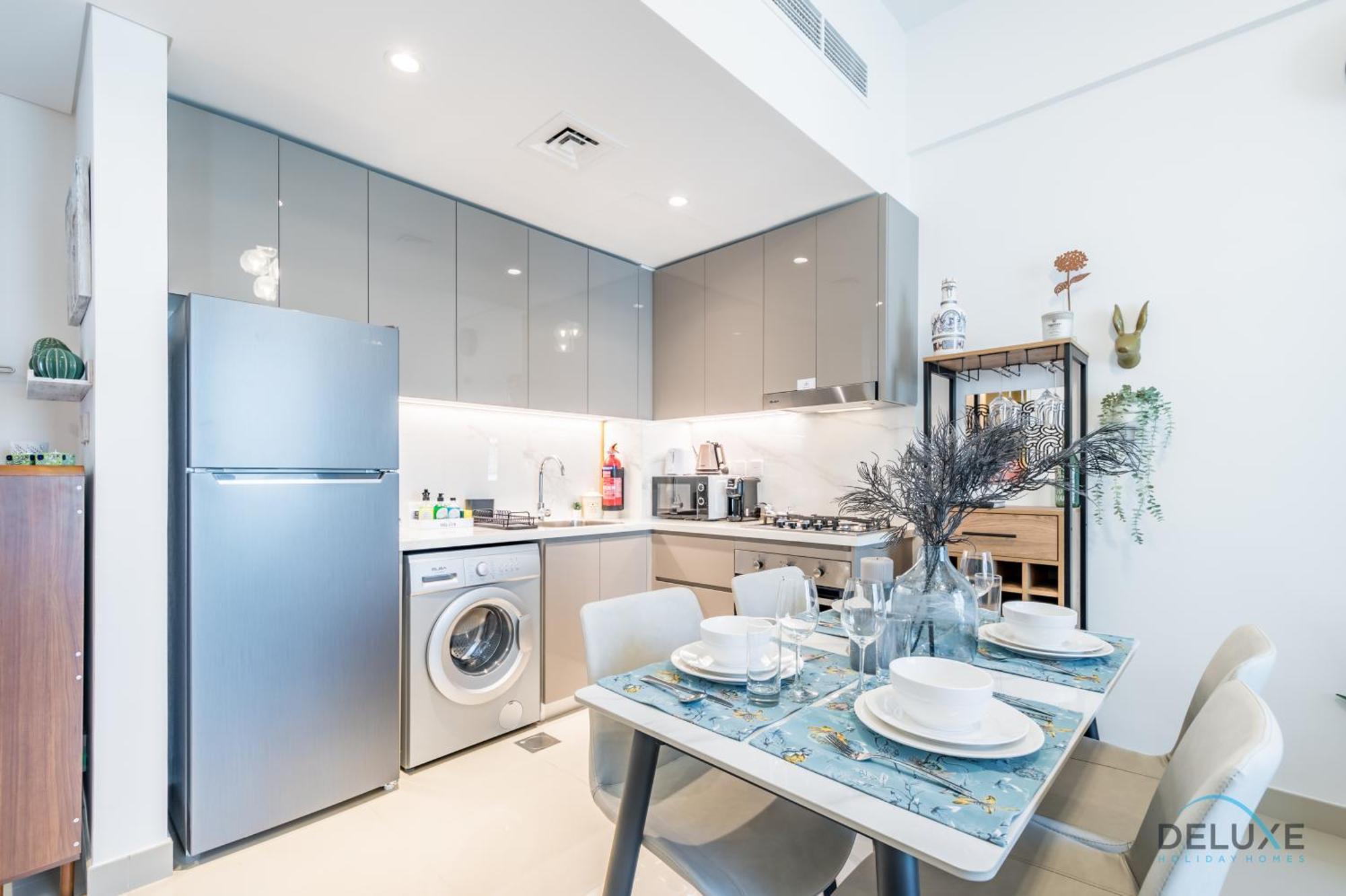 Charming 1br In Azizi Gardens Nad Al Sheba By Deluxe Homes
