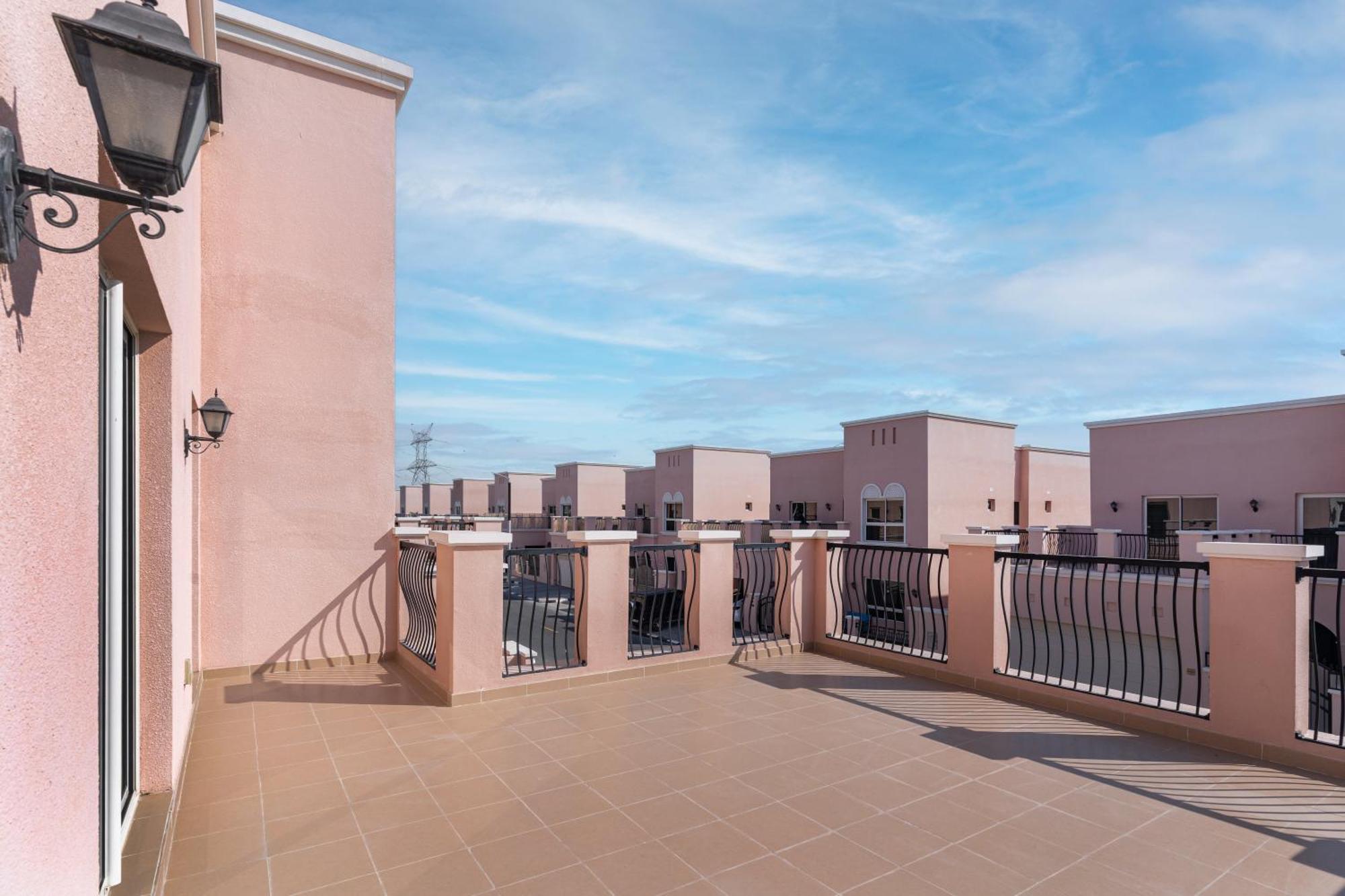 Nad Al Sheba 3 - 5br - Allsopp&allsopp * Dubai