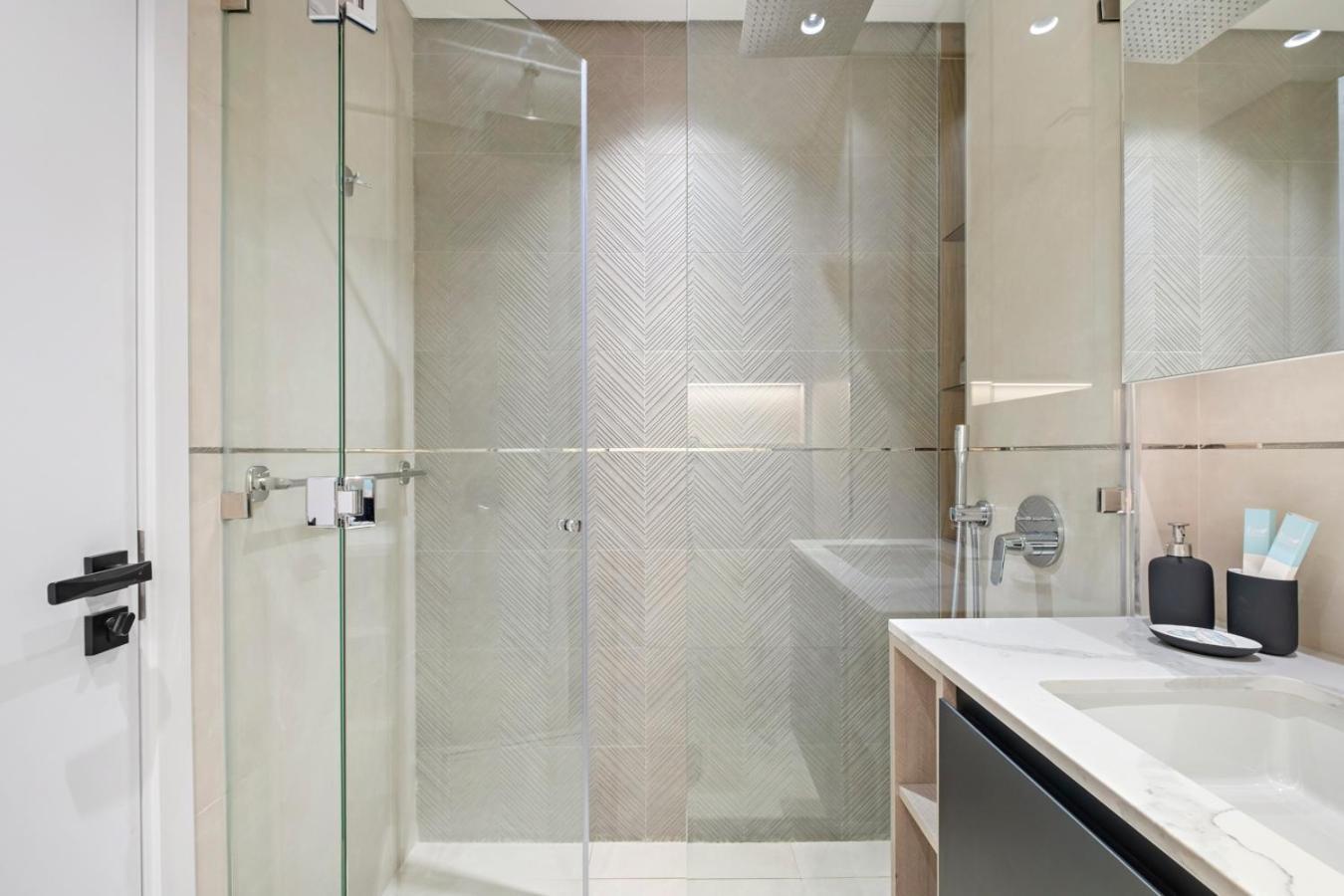 Stonetree - Modern - Brand New * Dubai