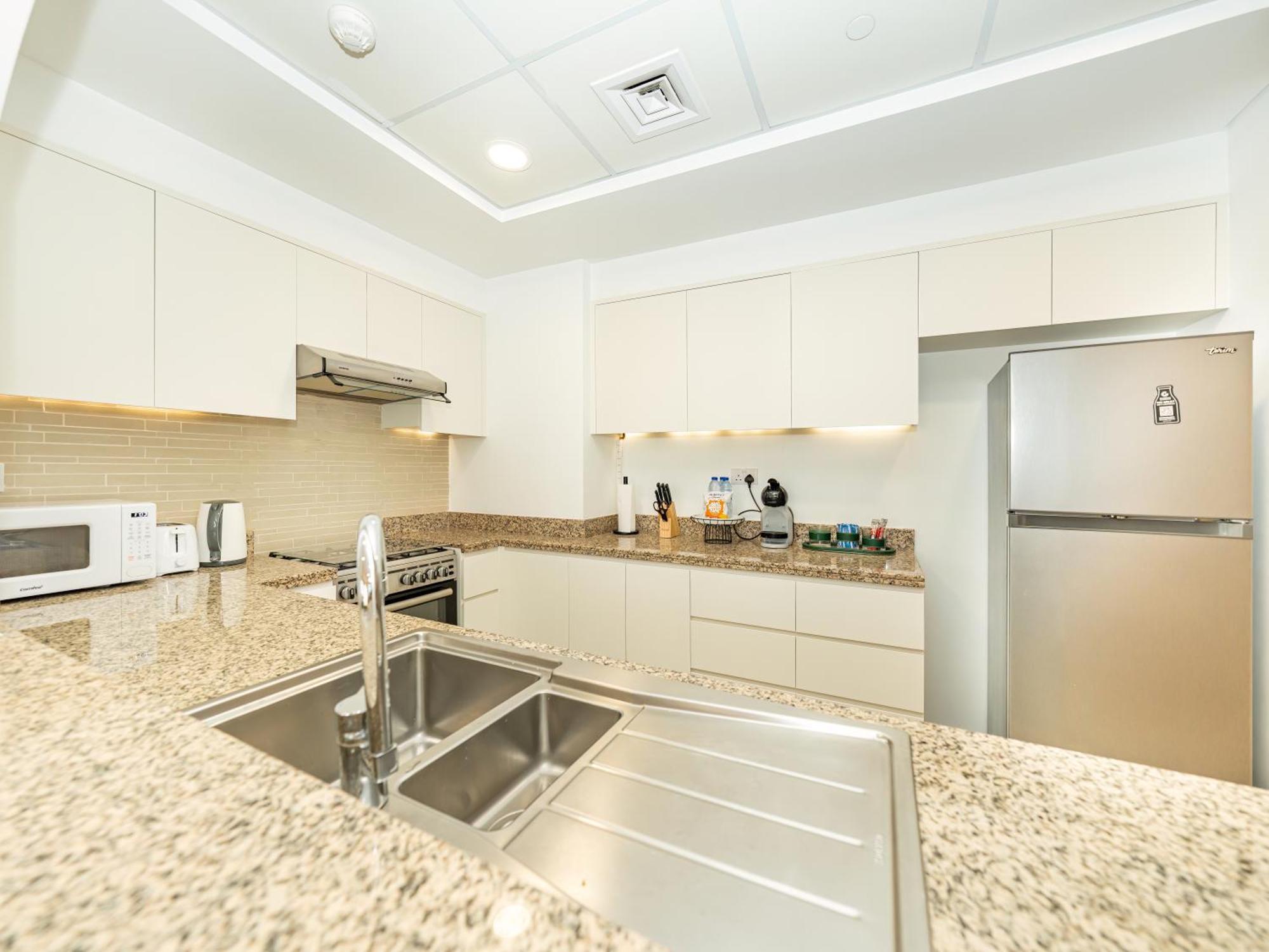 Apartment Stunning Two Bedroom With Private Balcony & Burj Khalifa By Luxury Space *