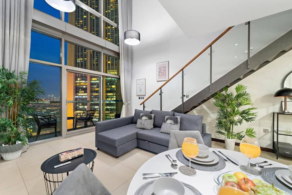Apartment First Class 1br Sophisticated Duplex Living Dubai