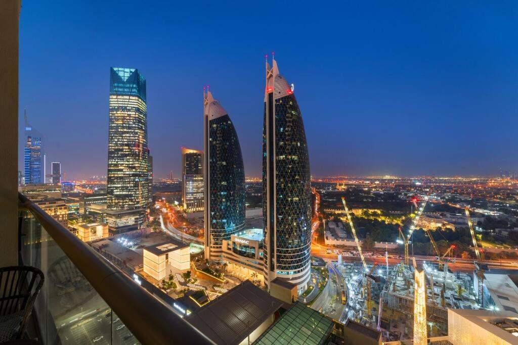 First Class 1br Sophisticated Duplex Living Dubai