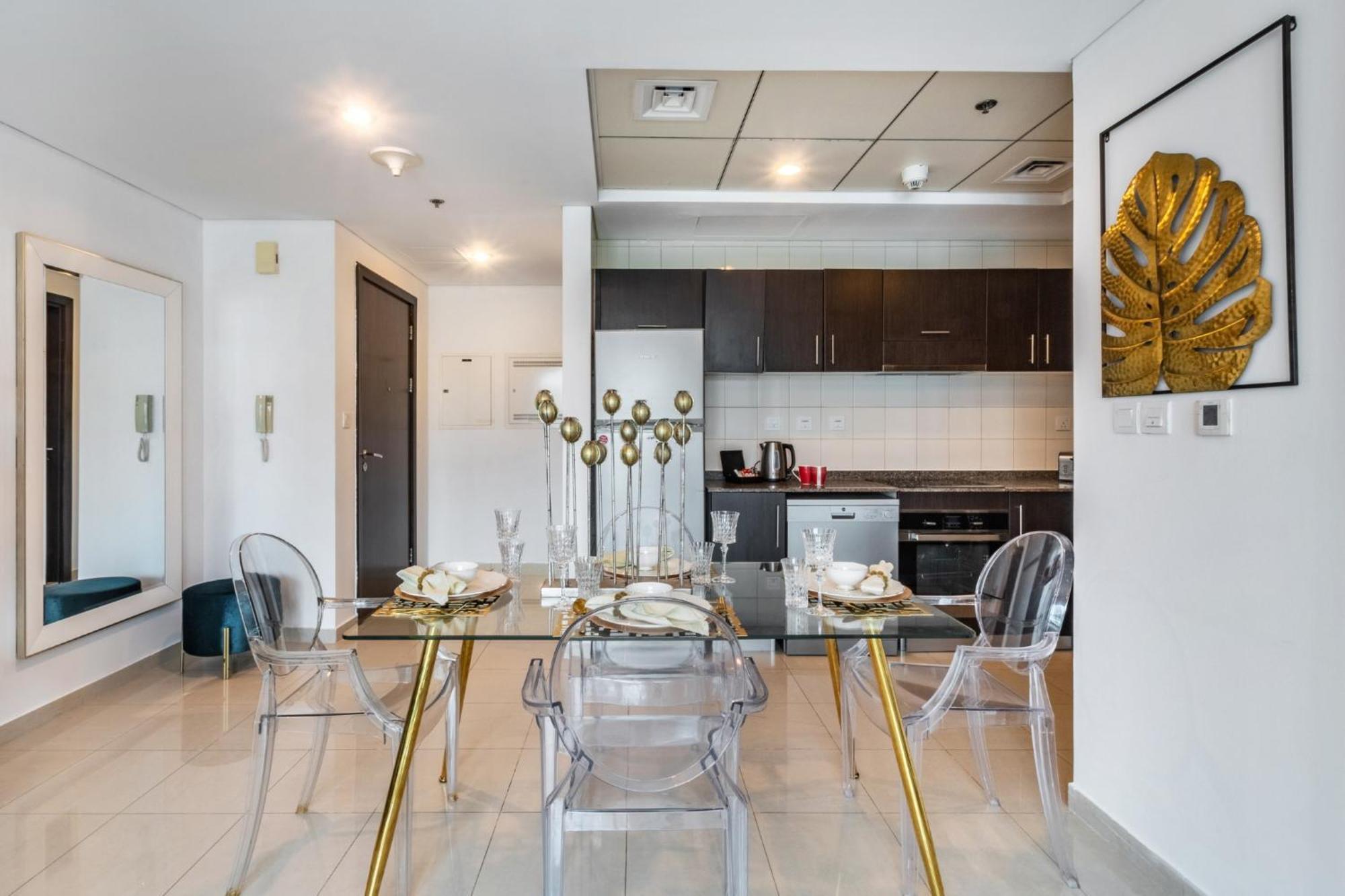 Dream - Peaceful 1br With Marina View Dubai