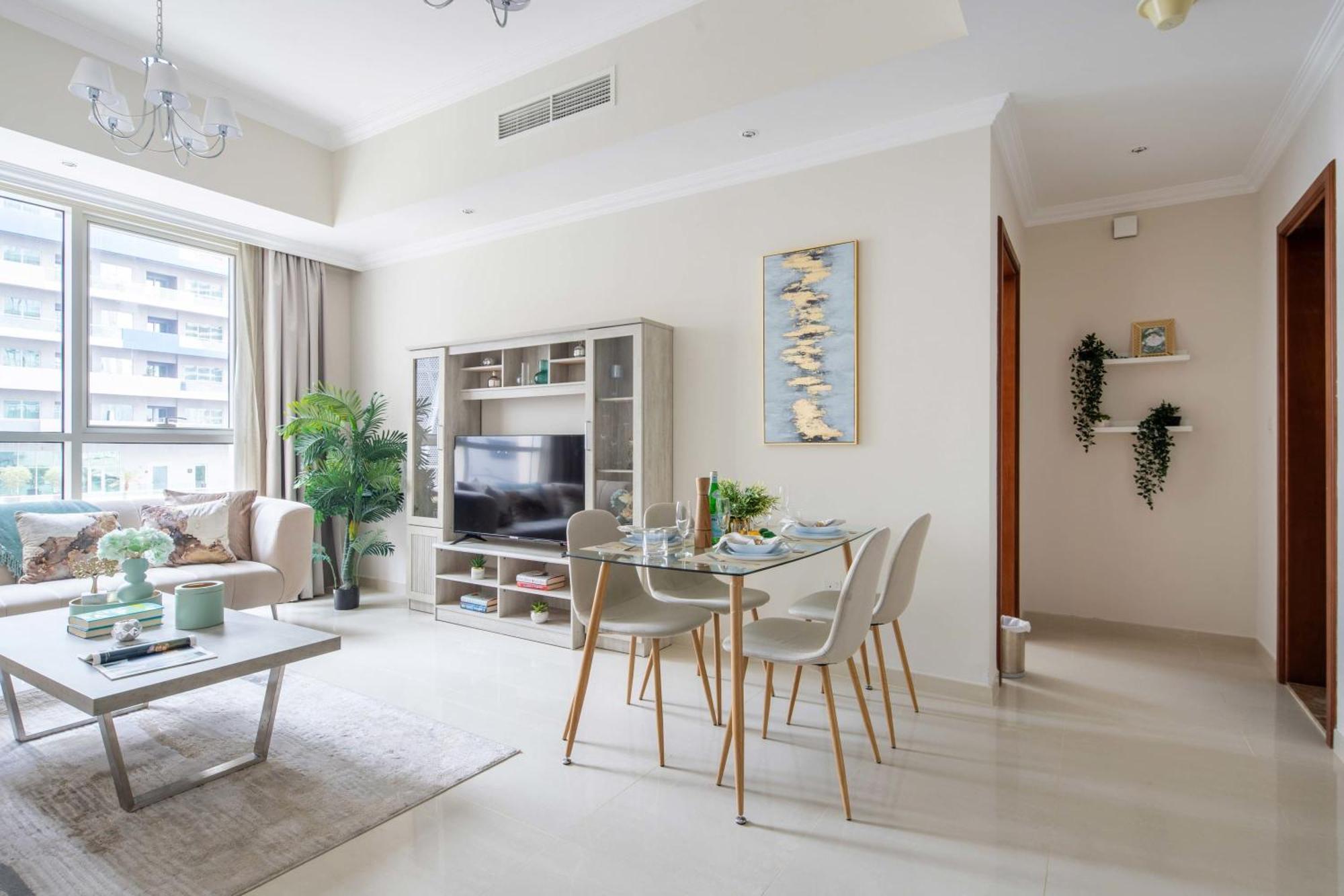 Frank Porter - Dunya Tower Apartment