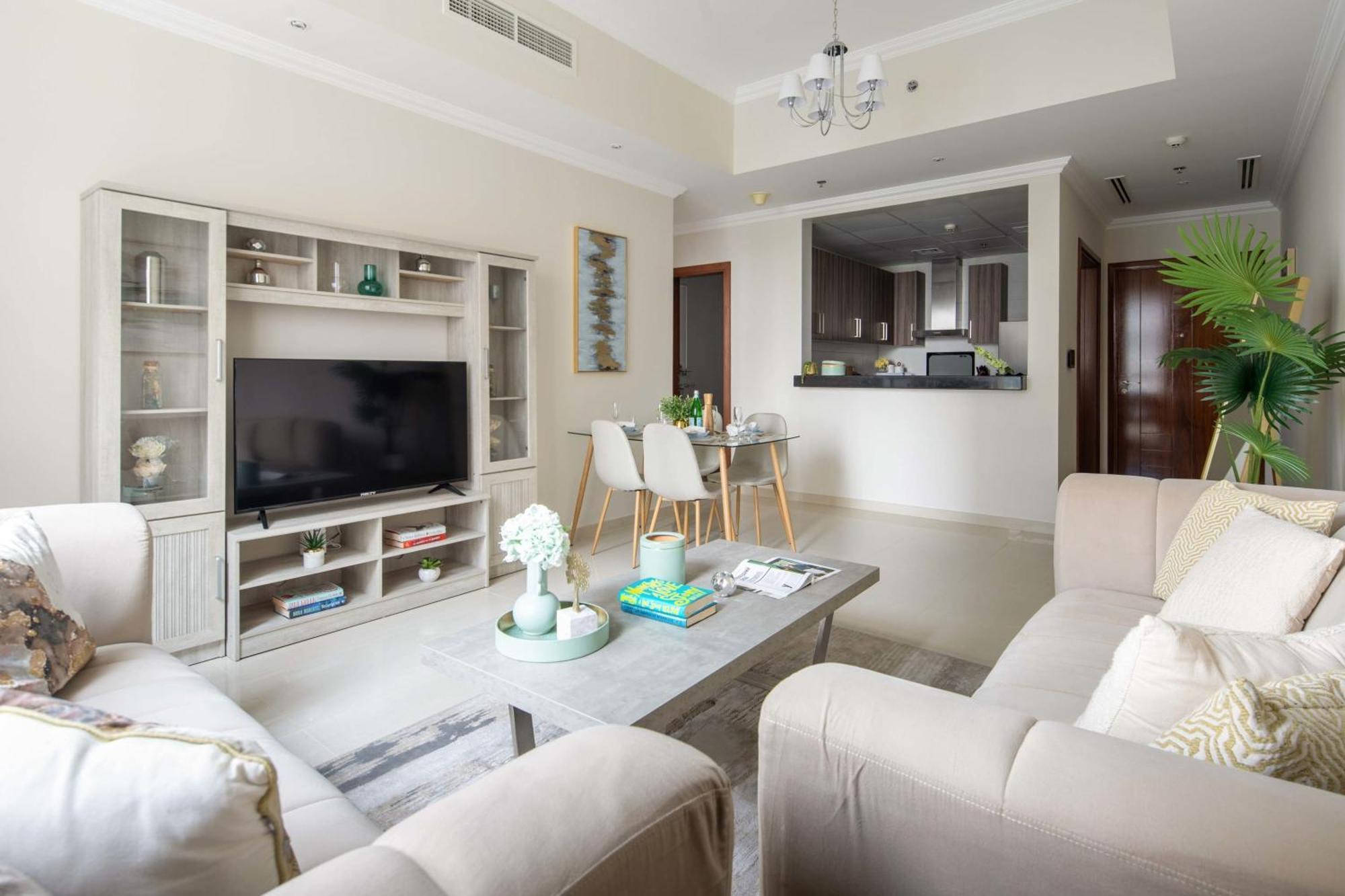 Apartment Frank Porter - Dunya Tower Dubai
