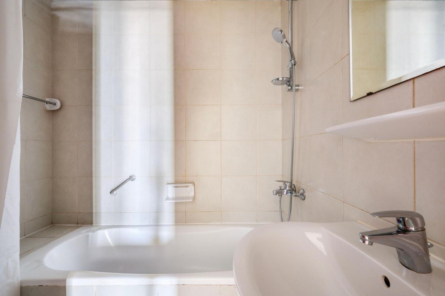 Blueground Jlt View Fully Furnished Dxb-1499 Apartment *