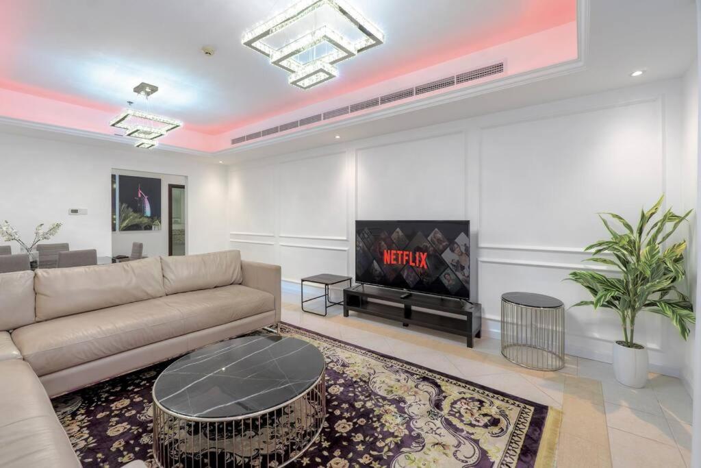 Apartment Sky High Lux 2 Bdr Marina *