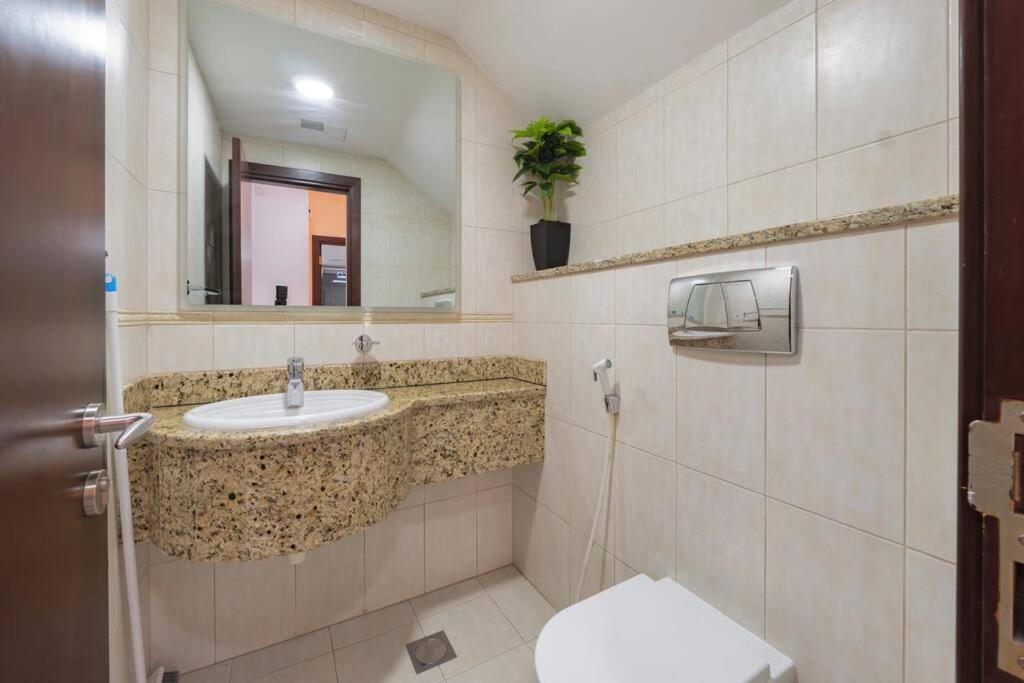 Sky High Lux 2 Bdr Marina Dubai
