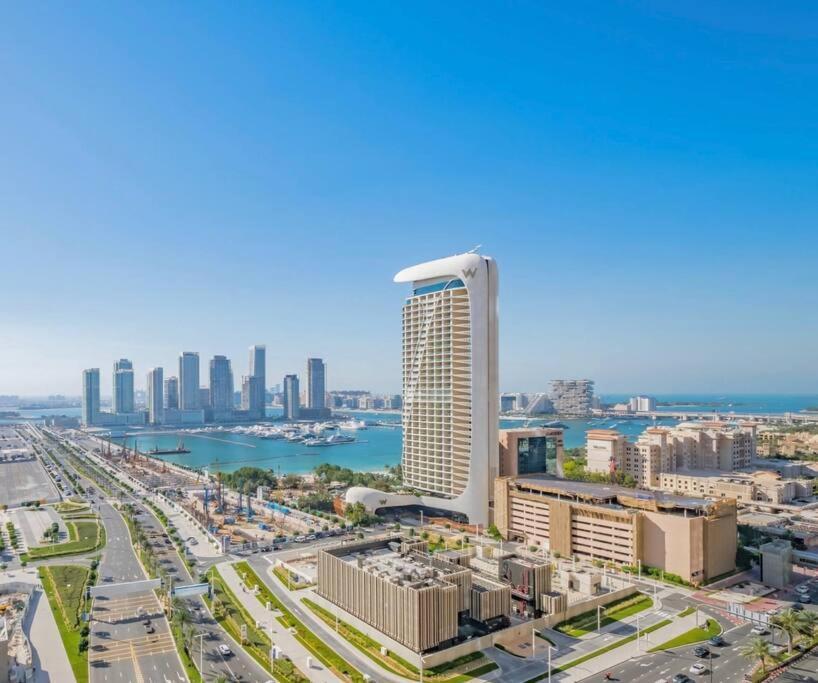Sky High Lux 2 Bdr Marina