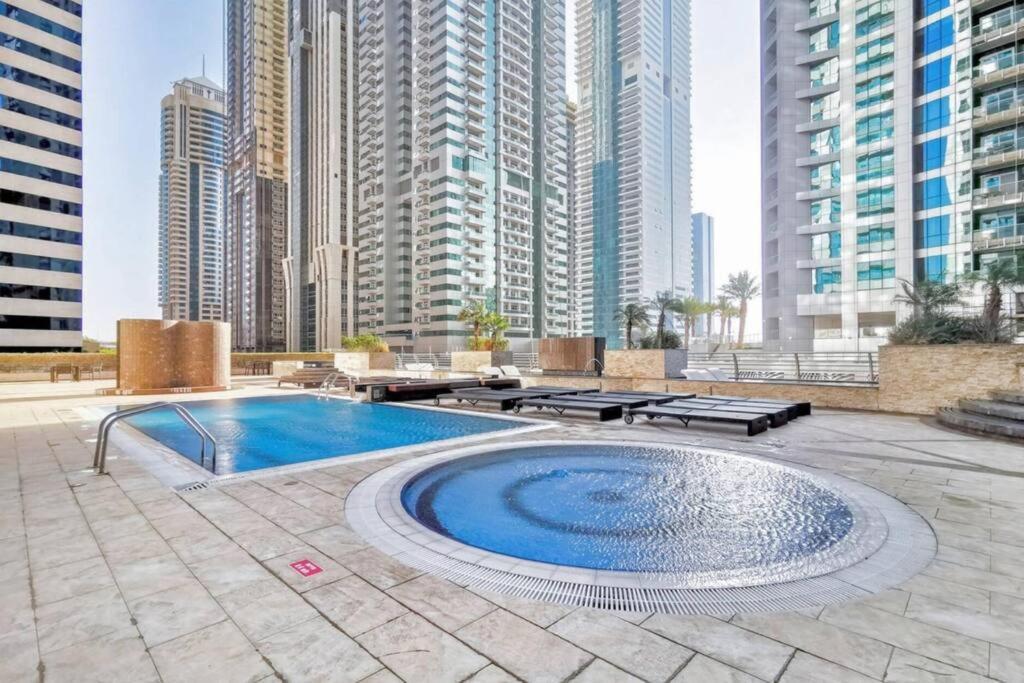 Apartment Sky High Lux 2 Bdr Marina