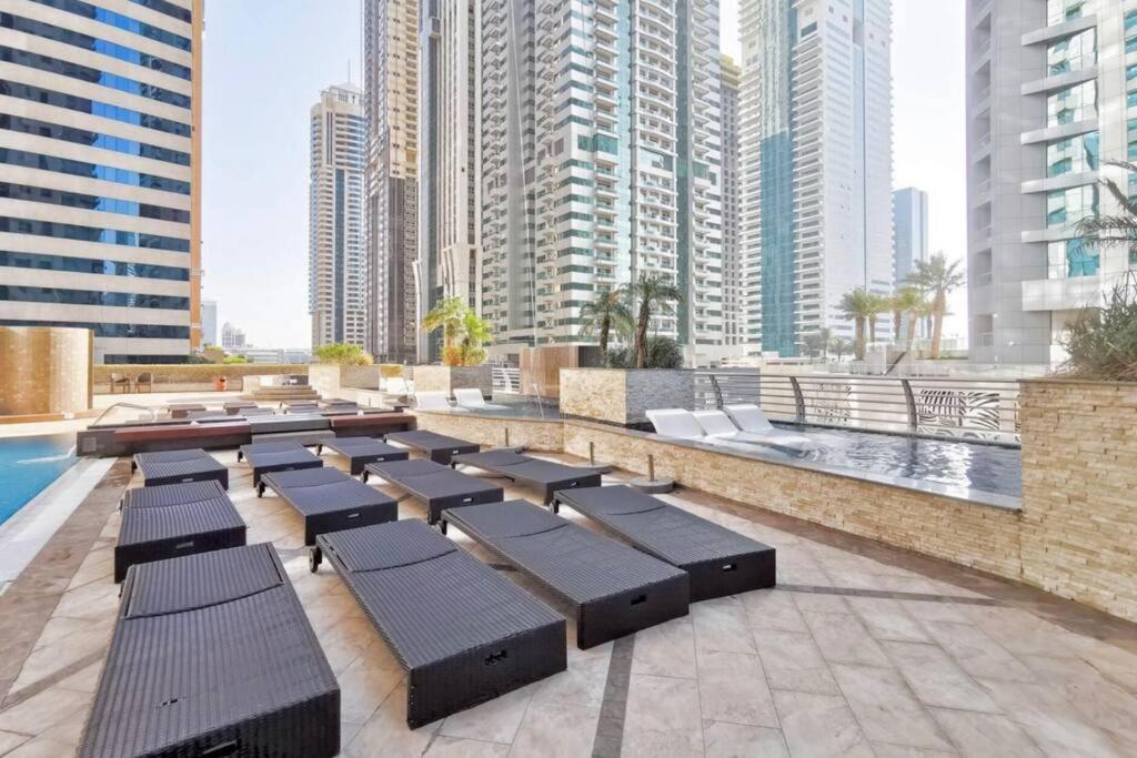 Sky High Lux 2 Bdr Marina Dubai