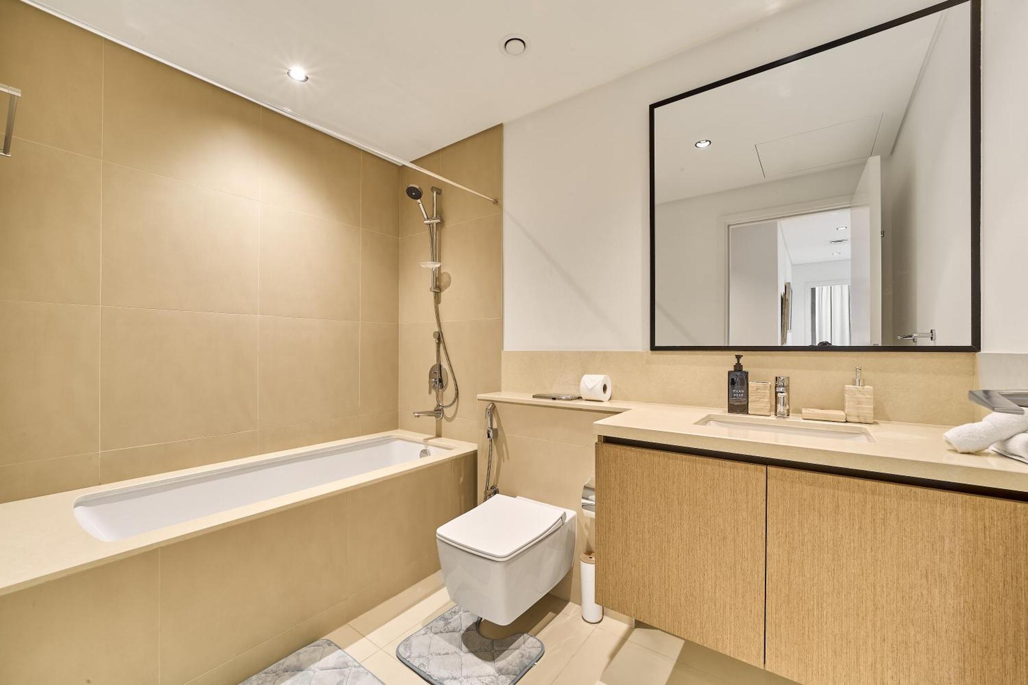 2br With Stunning Burj Khalifa & Fountain View Apartment Dubai