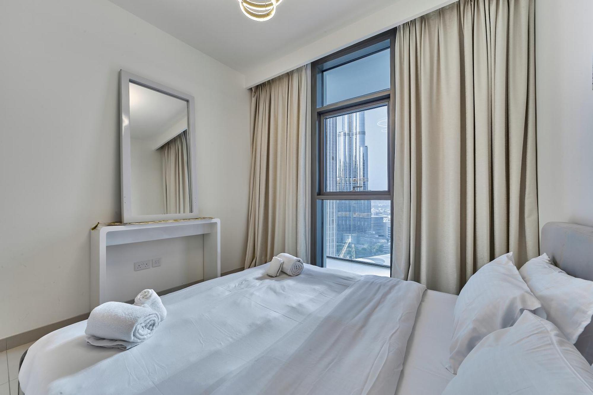 2br With Stunning Burj Khalifa & Fountain View Apartment