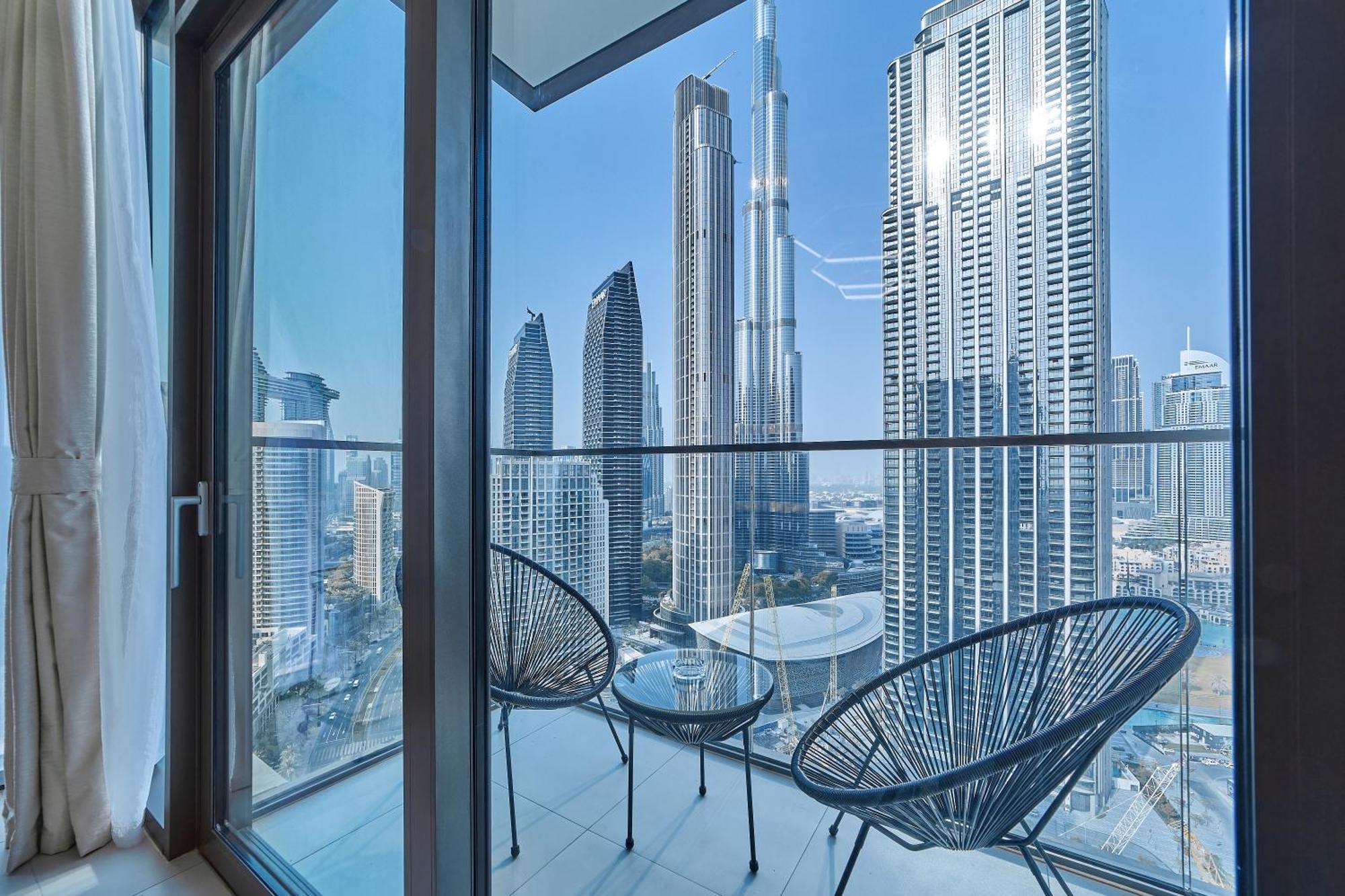 Apartment 2br With Stunning Burj Khalifa & Fountain View Dubai